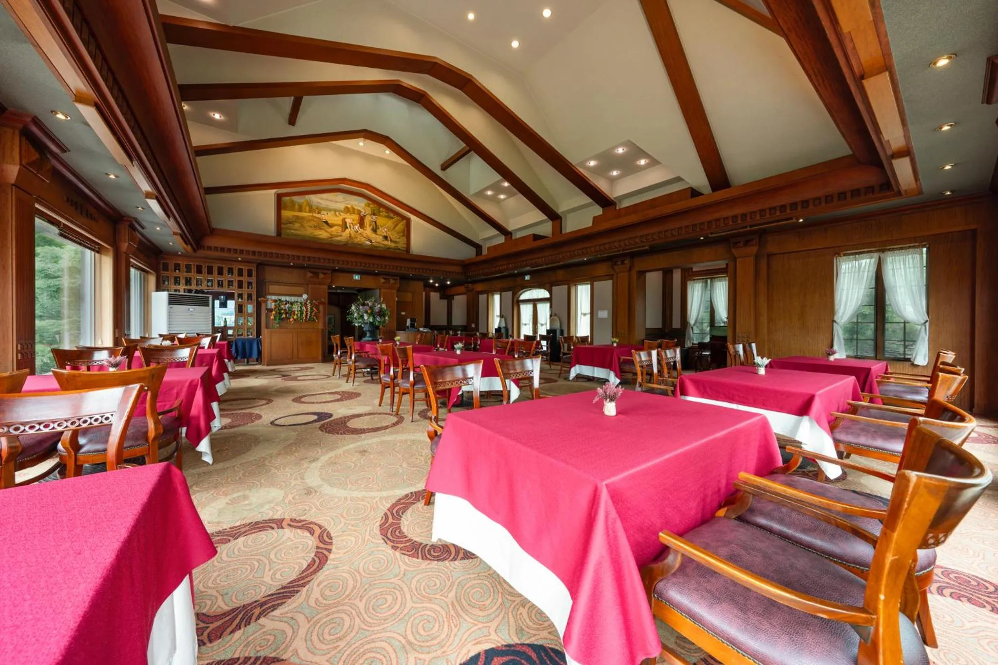 Dining area in The Hill House Yangpyeong