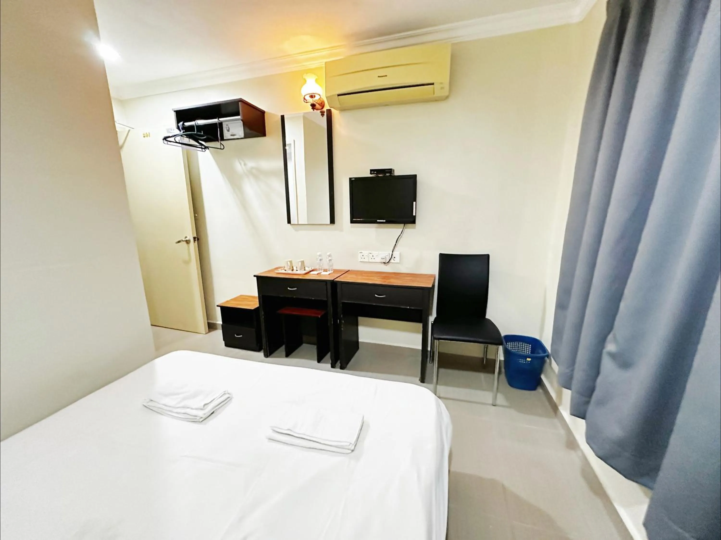 Bedroom, Bed in Hotel O Tasik Utama