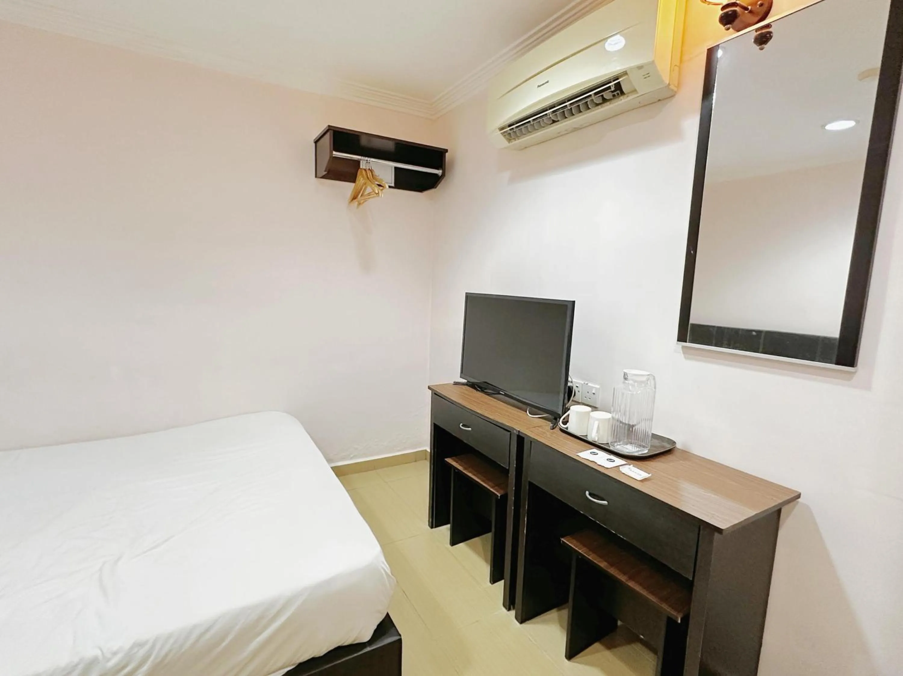 Bedroom, Bed in Hotel O Tasik Utama