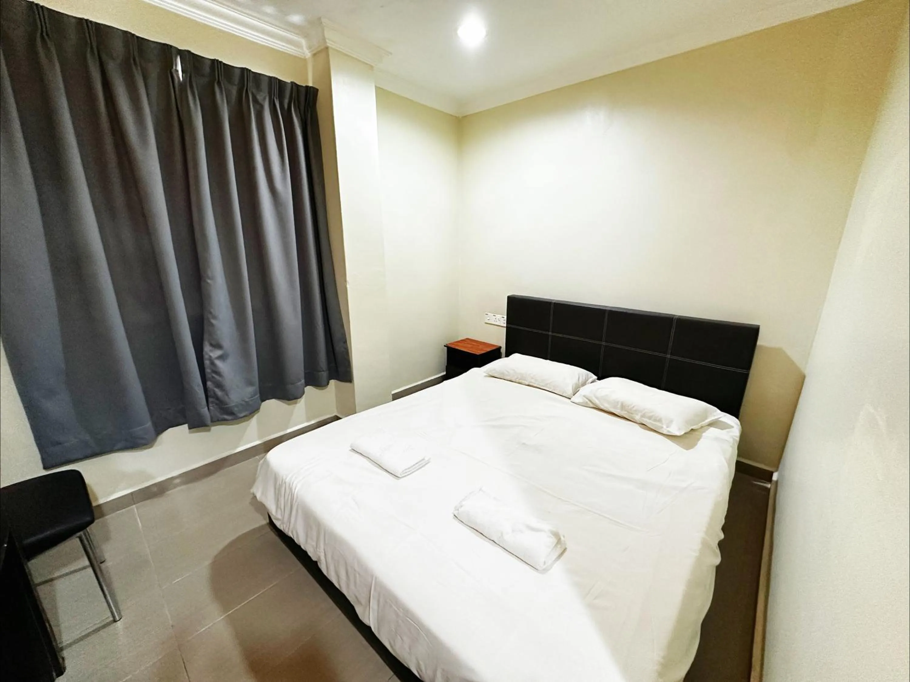 Bedroom, Bed in Hotel O Tasik Utama