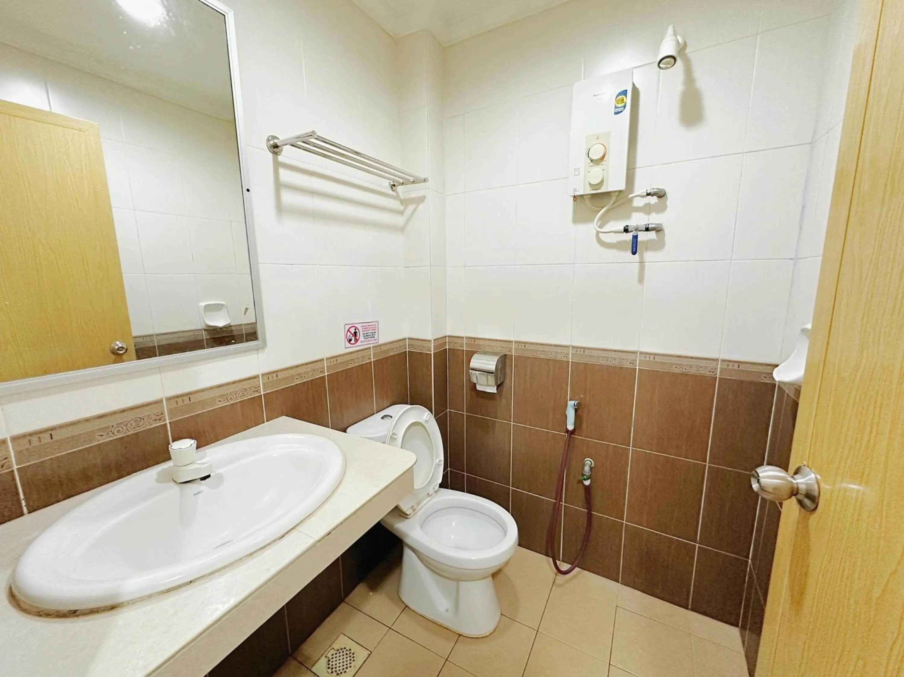 Bathroom in Hotel O Tasik Utama