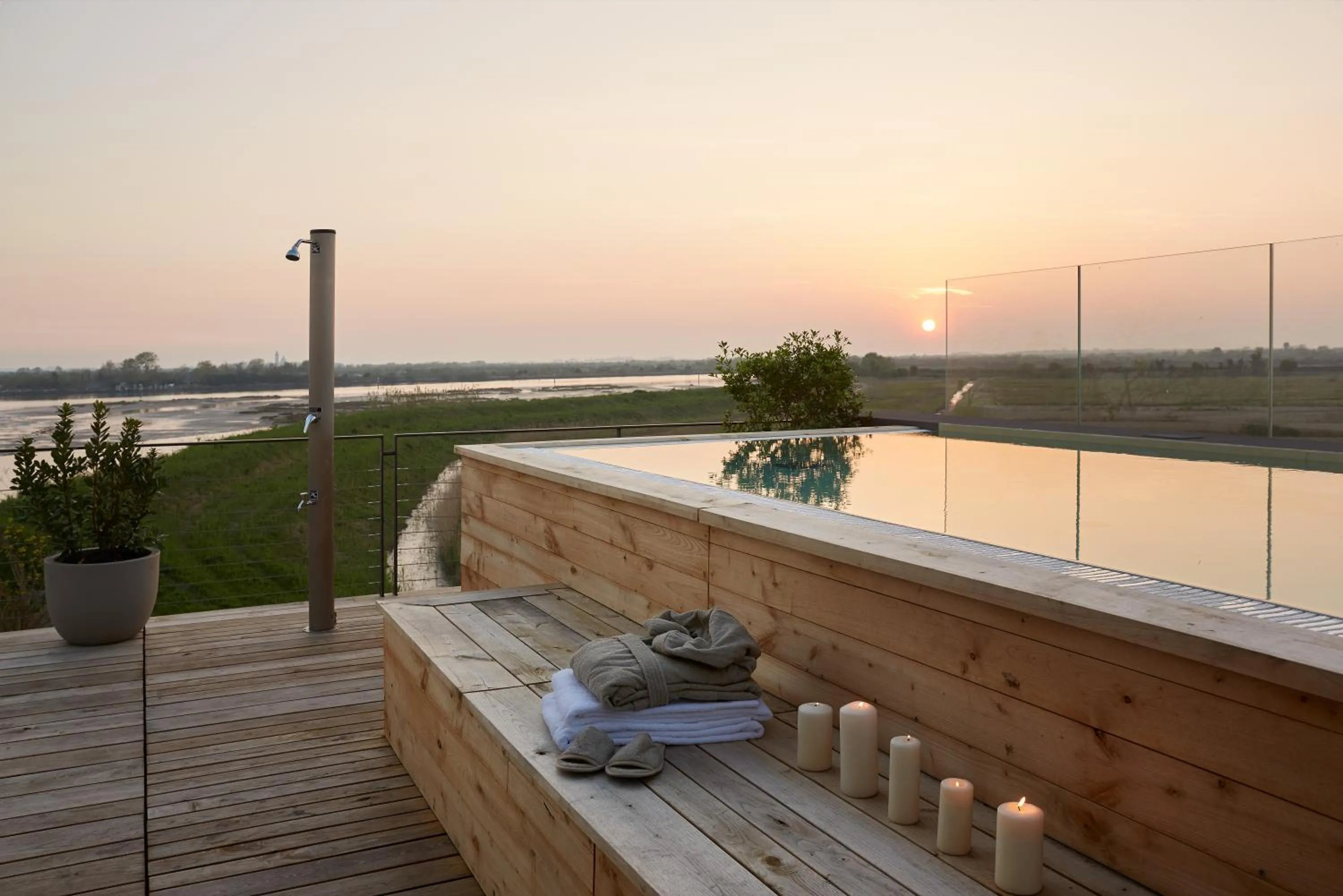 Swimming pool in Boutique Hotel Oche Selvatiche