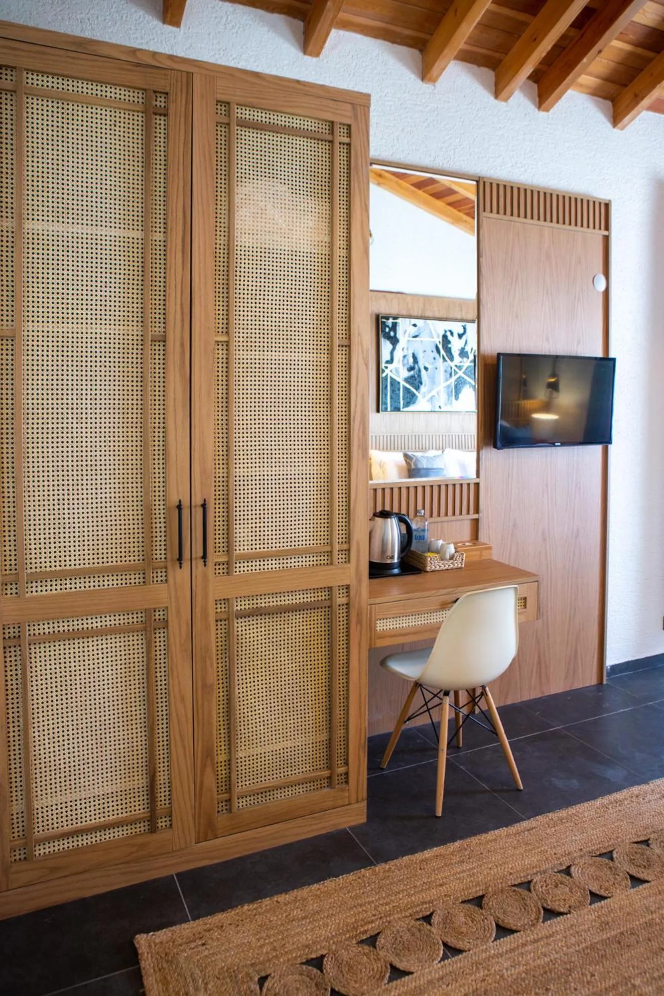 TV and multimedia in The ABC Hotel