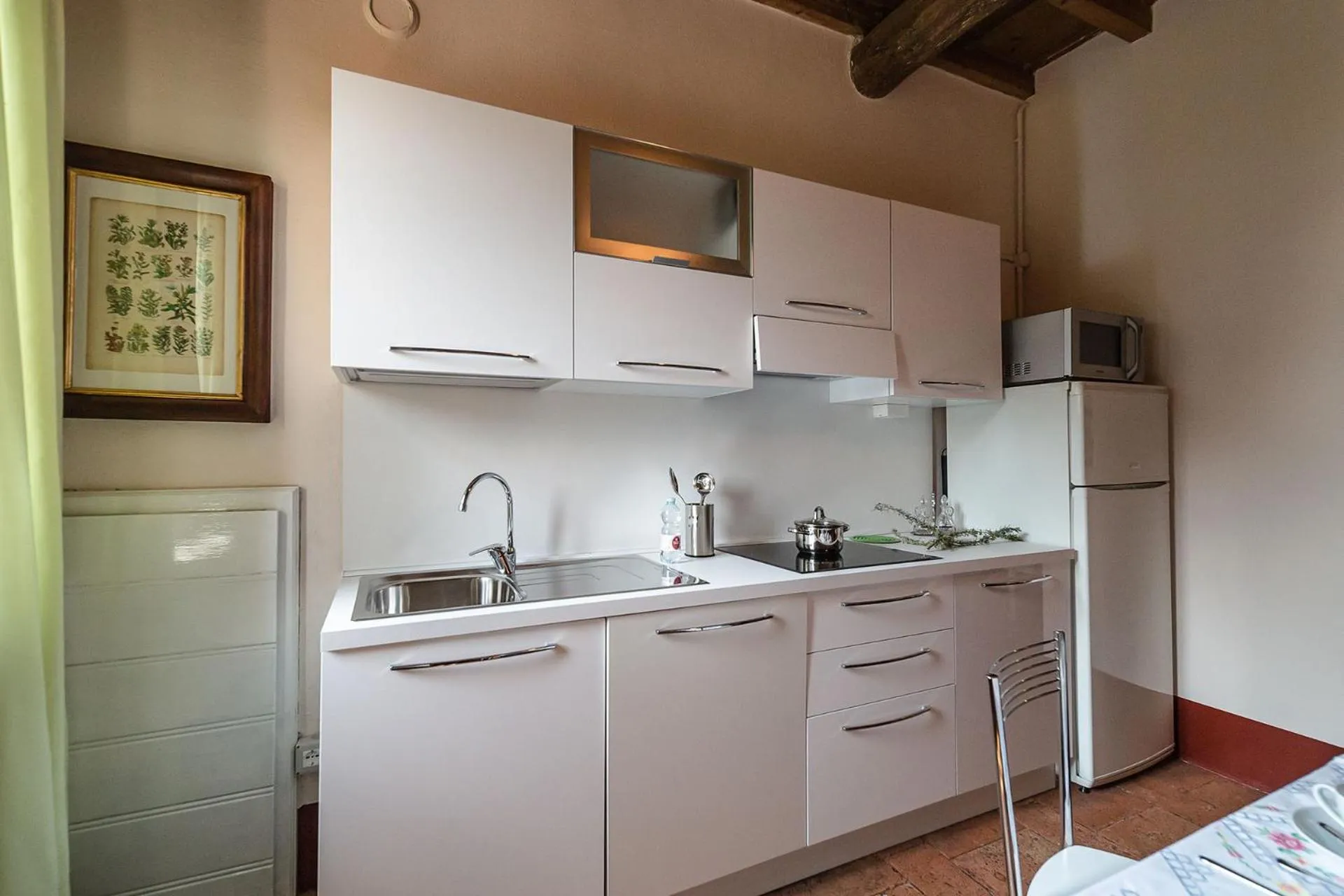 Kitchen or kitchenette in La Locanda di Sant'Anna