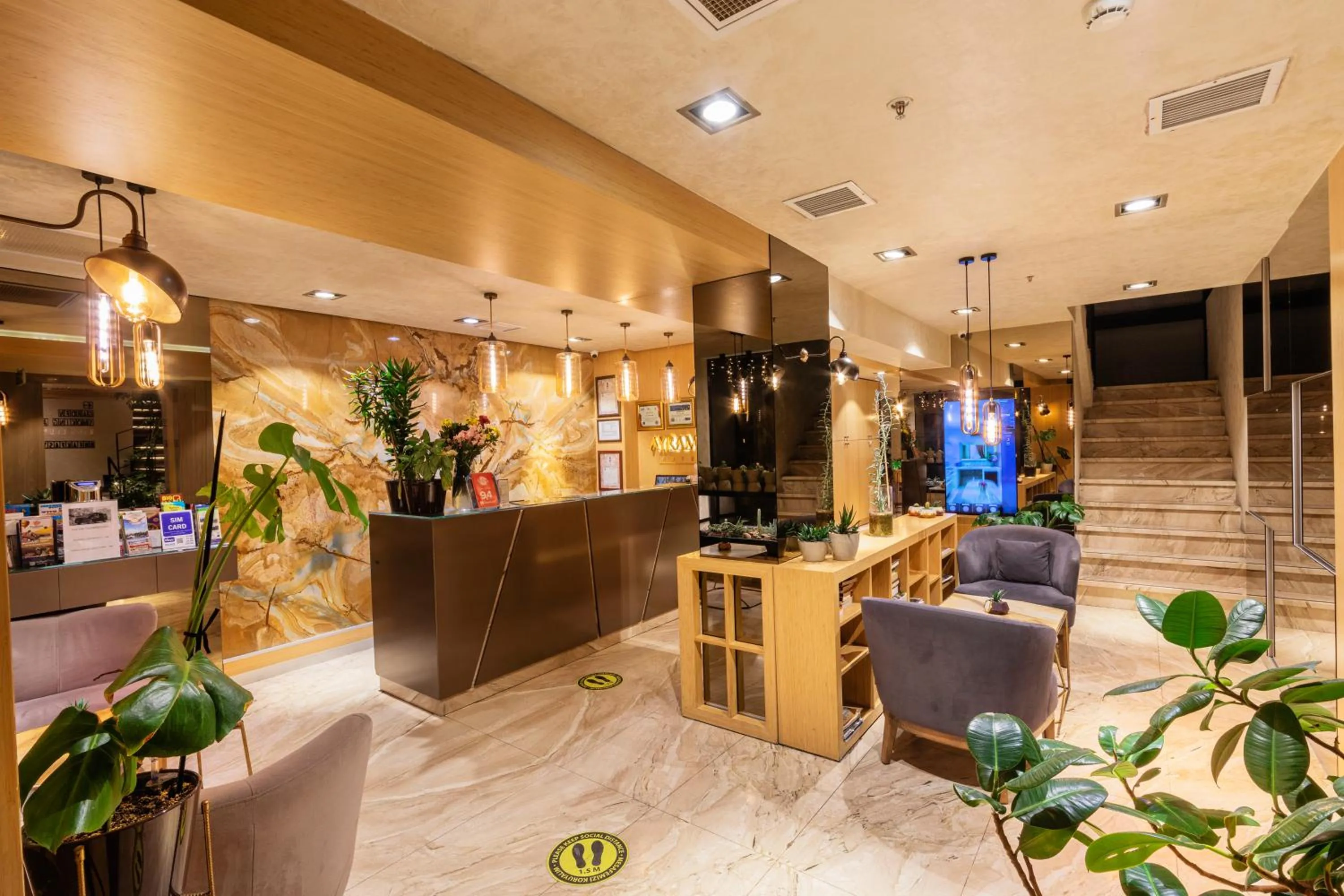 Lobby or reception in Ayramin Deluxe Hotel Taksim