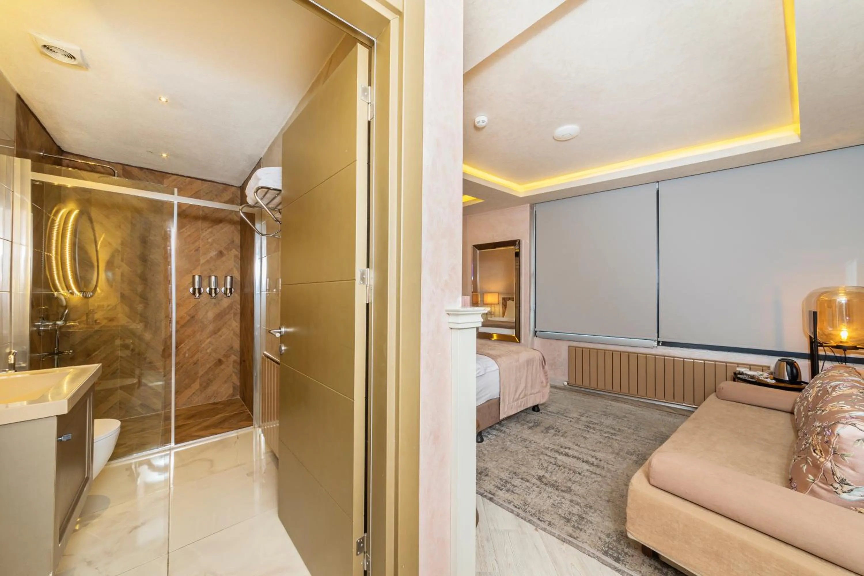 King Family Room in Ayramin Deluxe Hotel Taksim