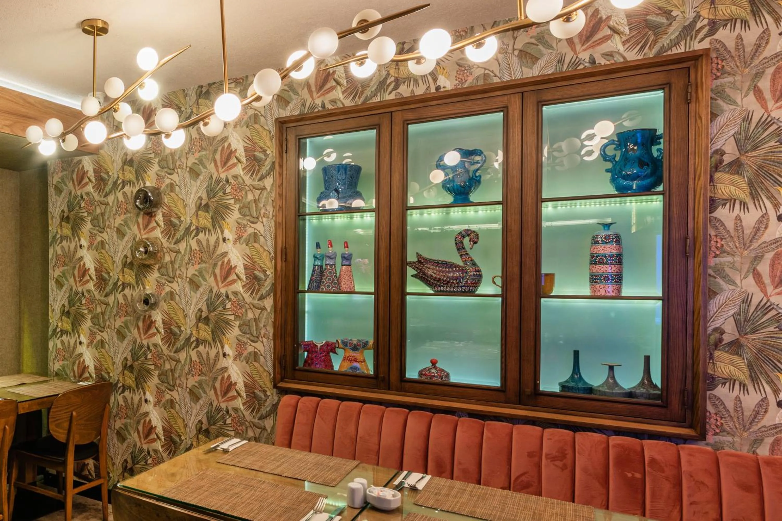 Restaurant/places to eat in Ayramin Deluxe Hotel Taksim