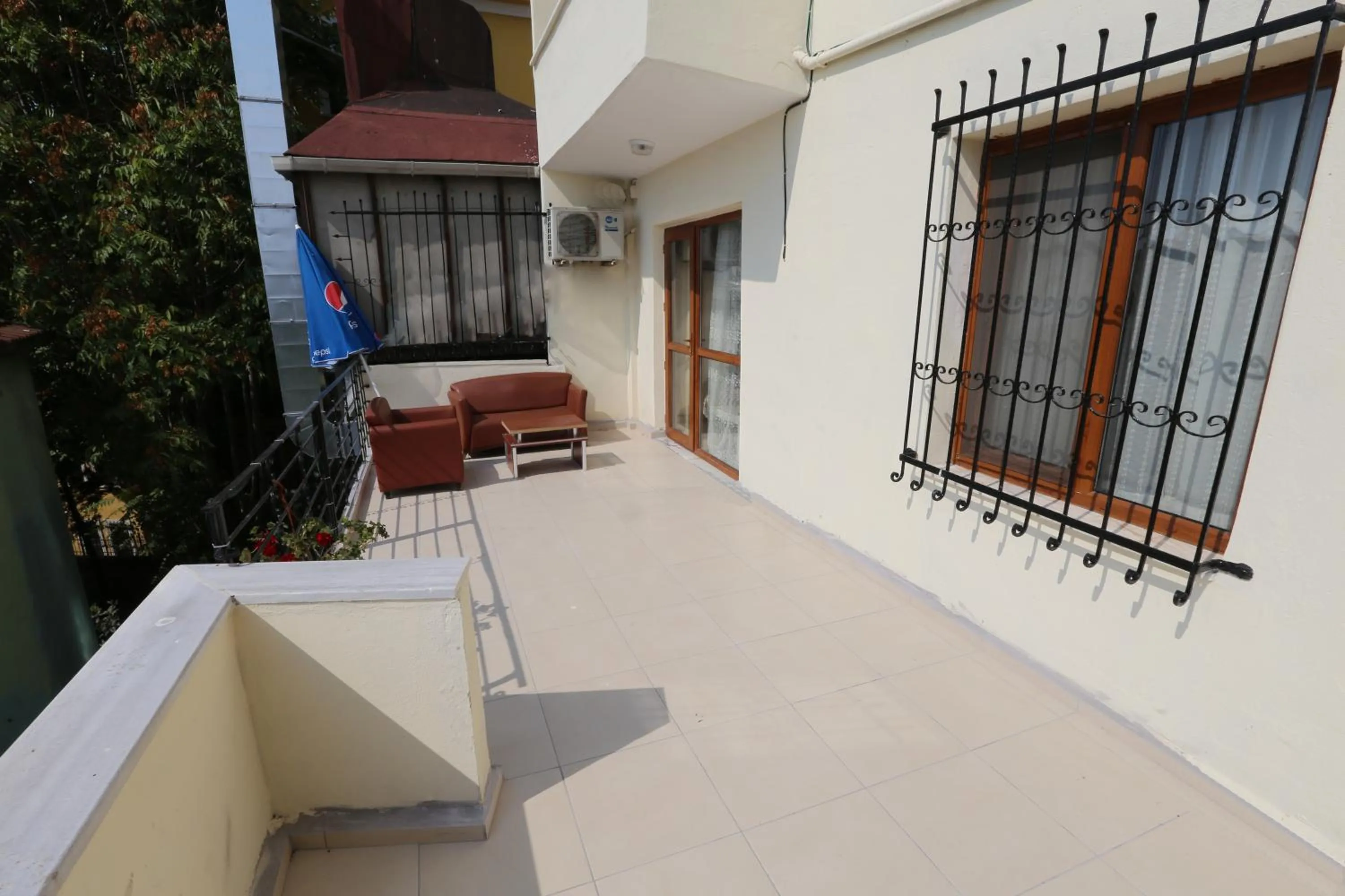 Balcony/Terrace in Camelot Apartment