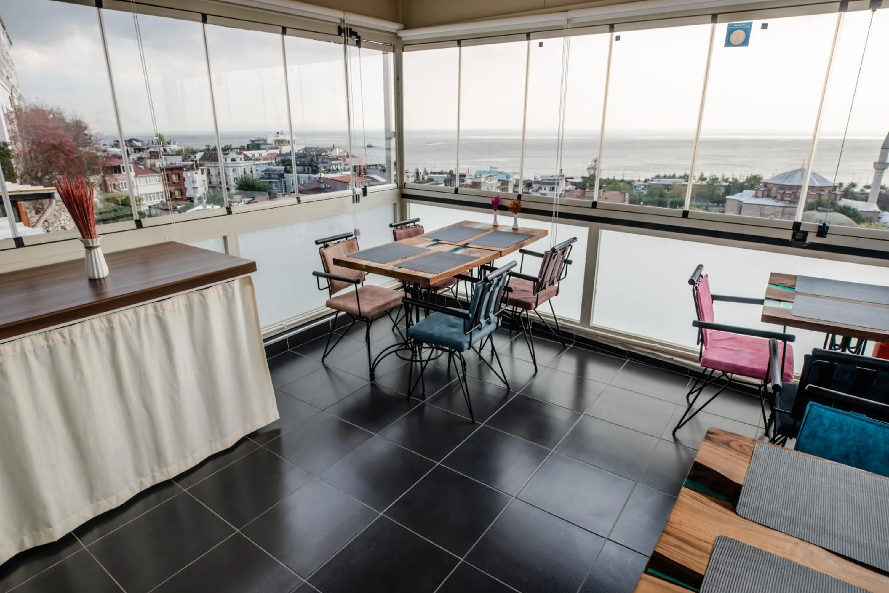 Balcony/Terrace in Camelot Apartment