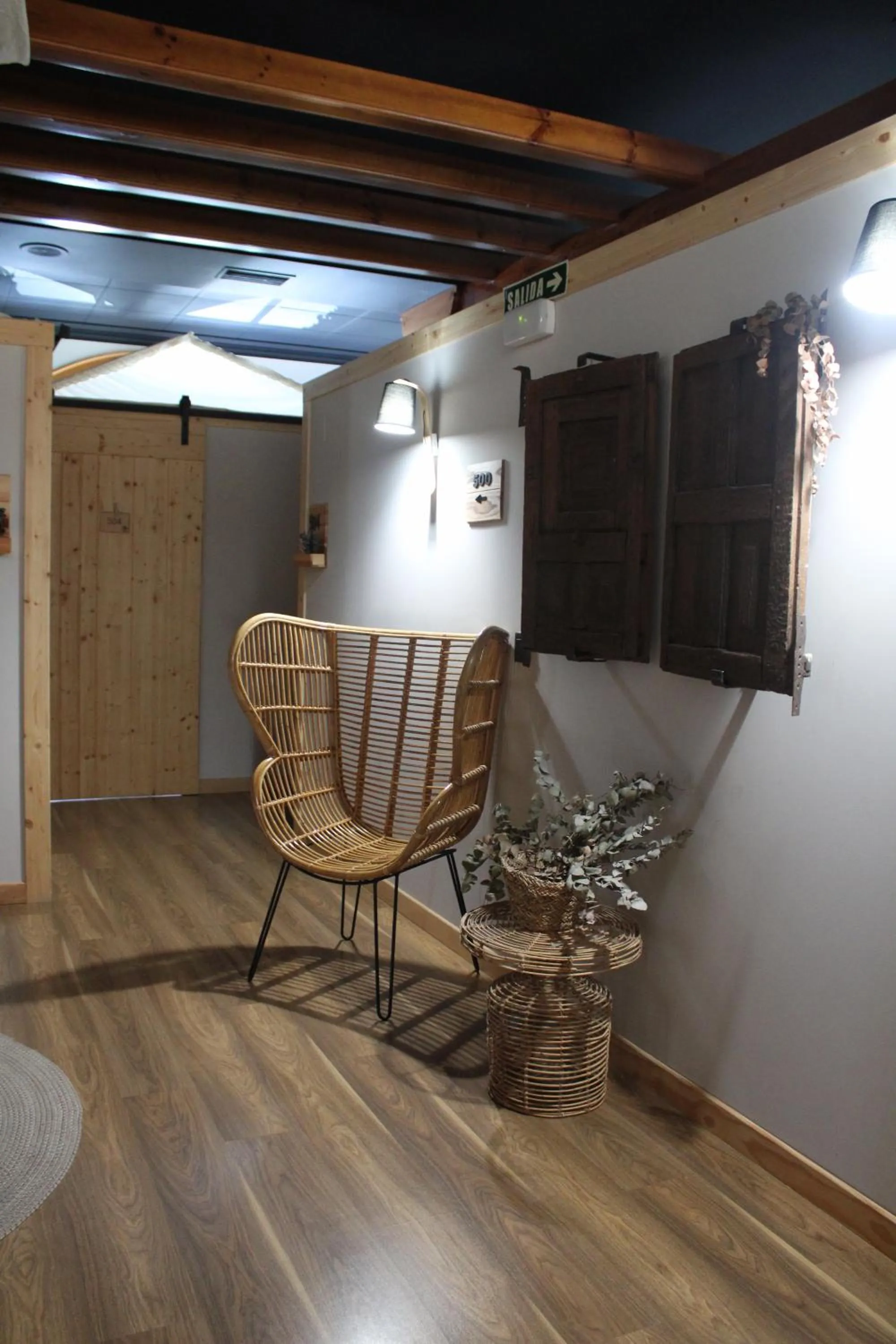 Decorative detail in Albergue Jakue