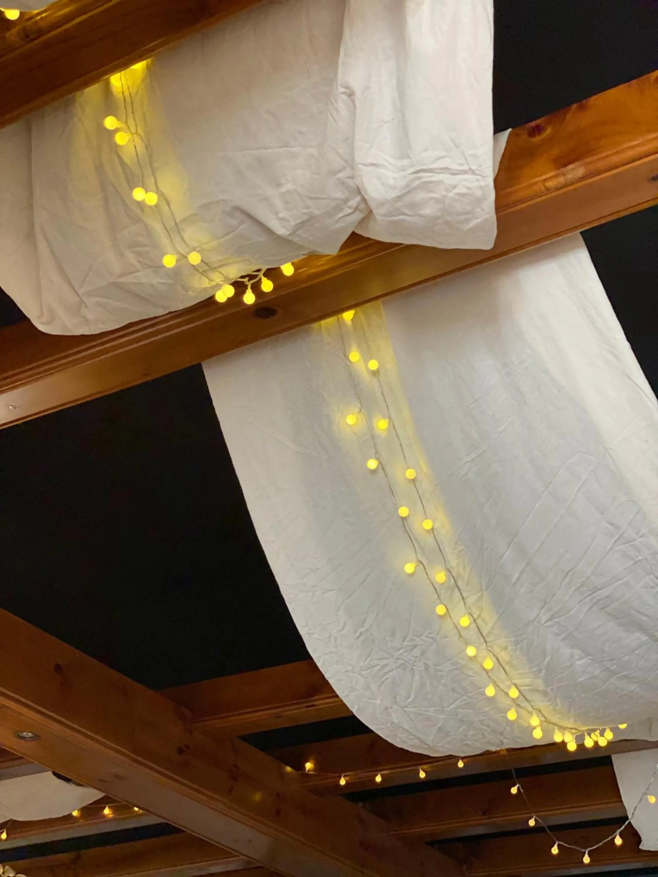 Decorative detail, Bed in Albergue Jakue