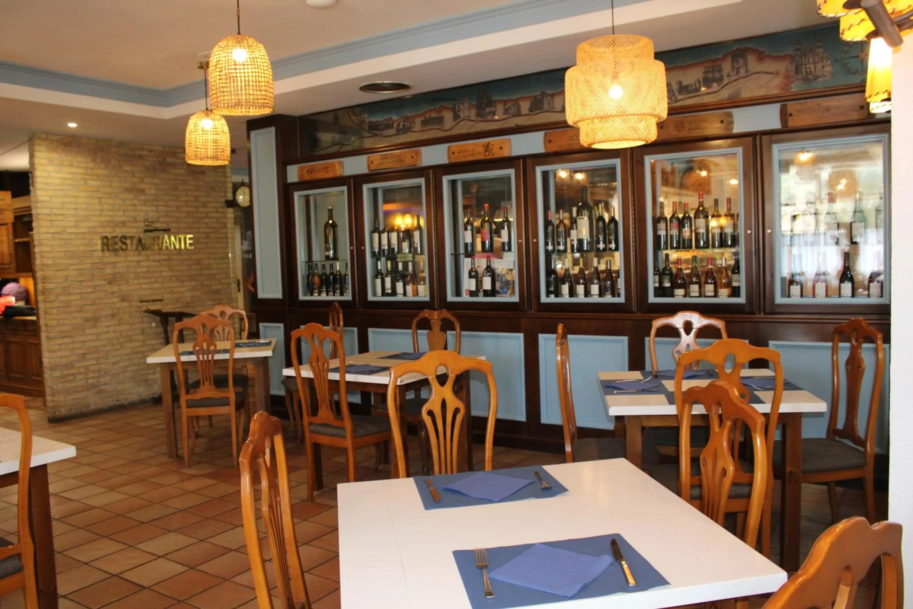 Restaurant/places to eat in Albergue Jakue