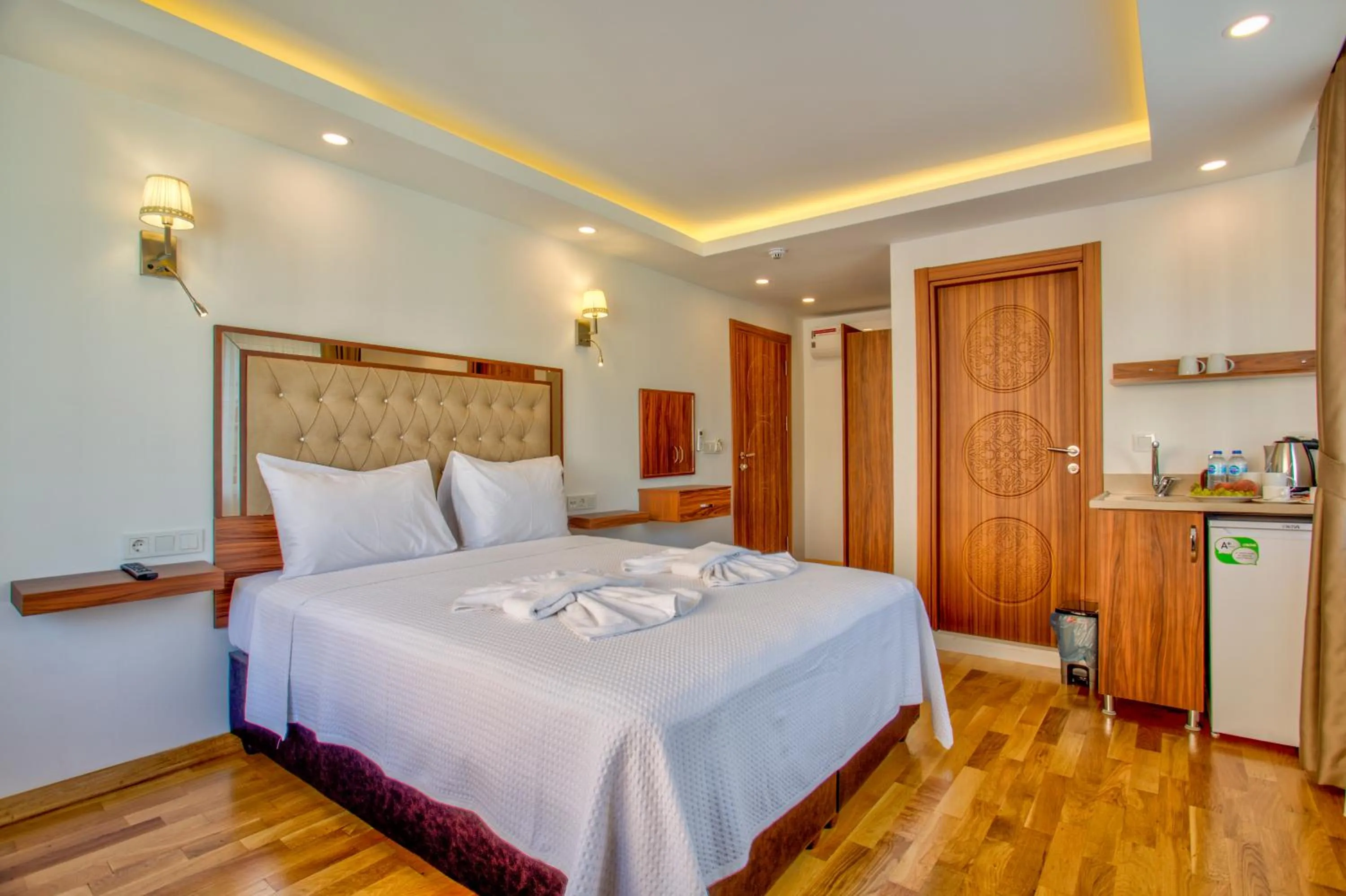 Nearby landmark, Bed in Violin Hotel Sultanahmet