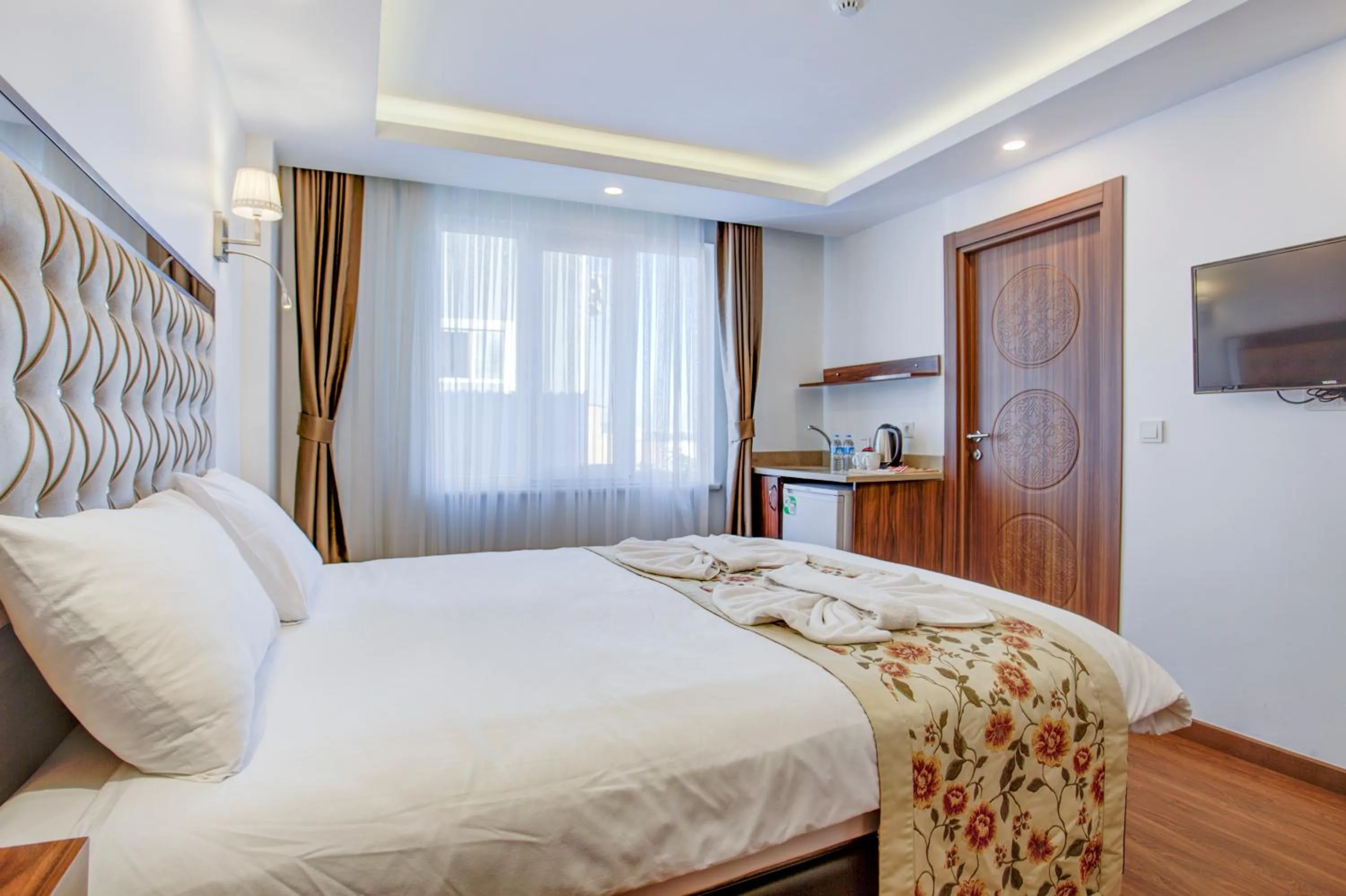 Shower, Bed in Violin Hotel Sultanahmet