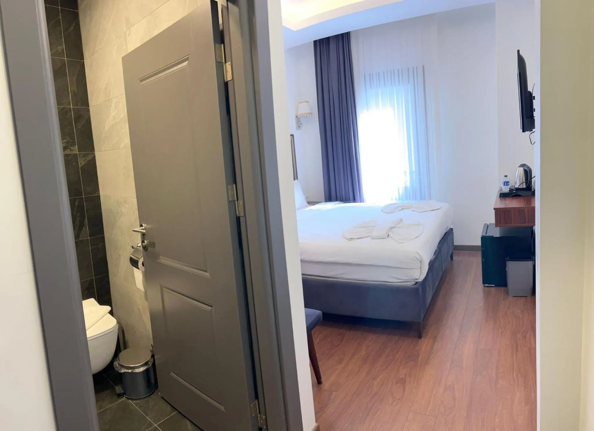 Photo of the whole room, Bed in Violin Hotel Sultanahmet