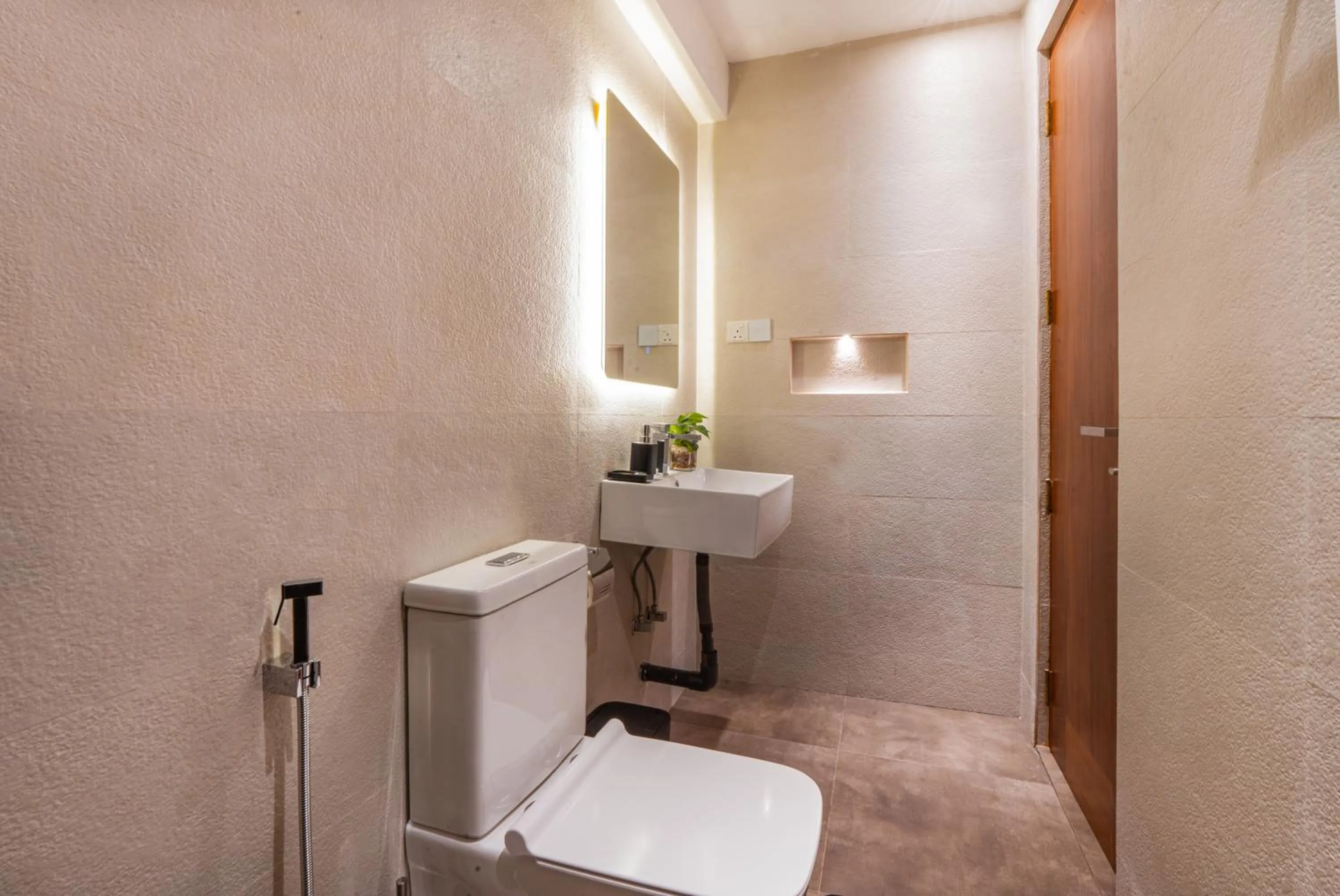 Shower in The Blackberry Retreat Kandy