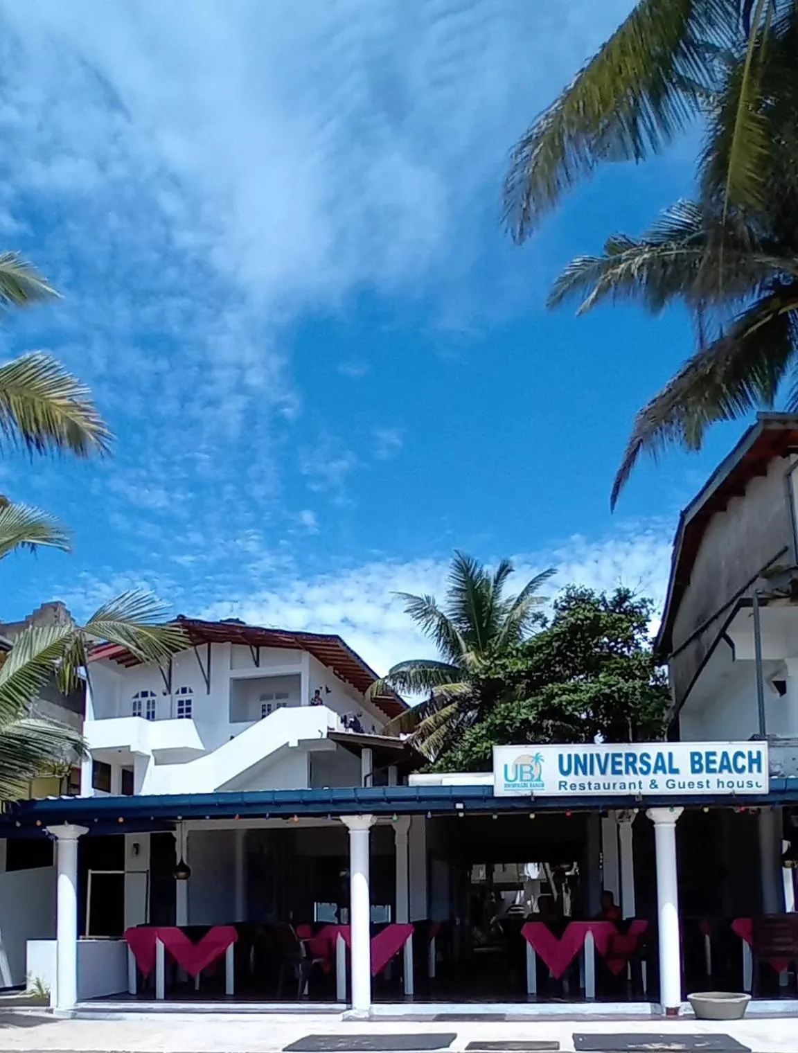 Property building in Hotel Universal Beach