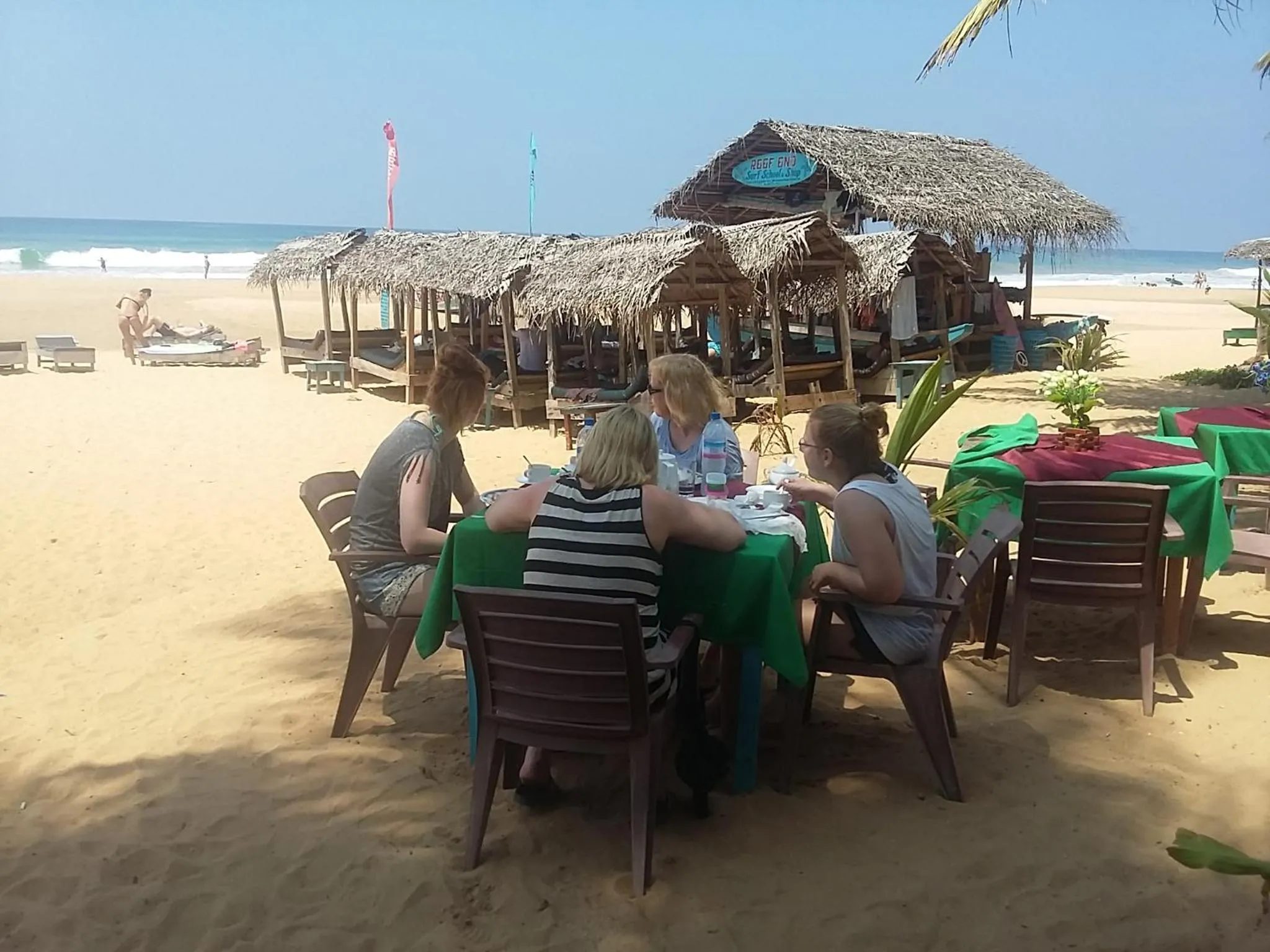 Restaurant/places to eat in Hotel Universal Beach