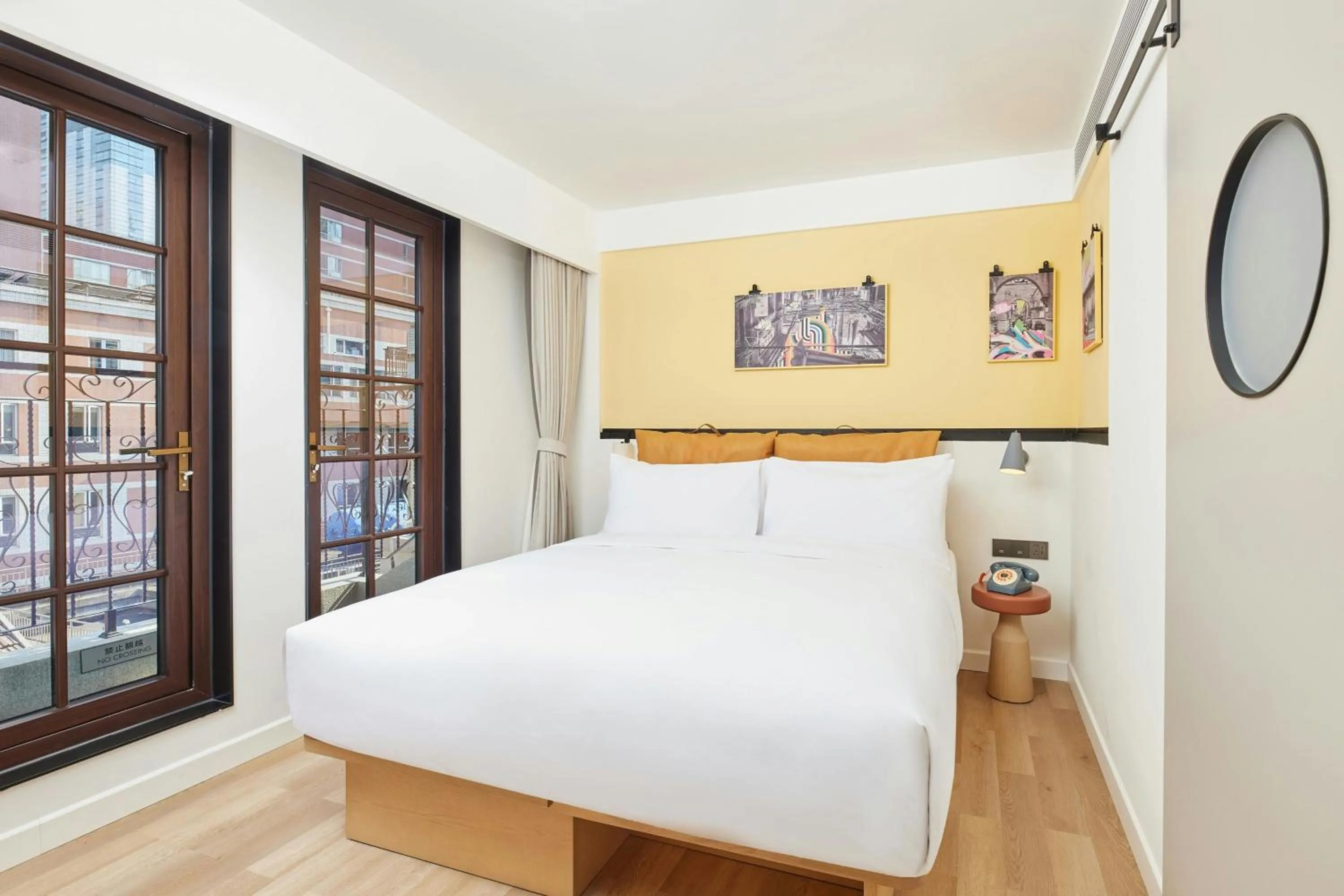 Bedroom, Bed in Moxy Shanghai Putuo