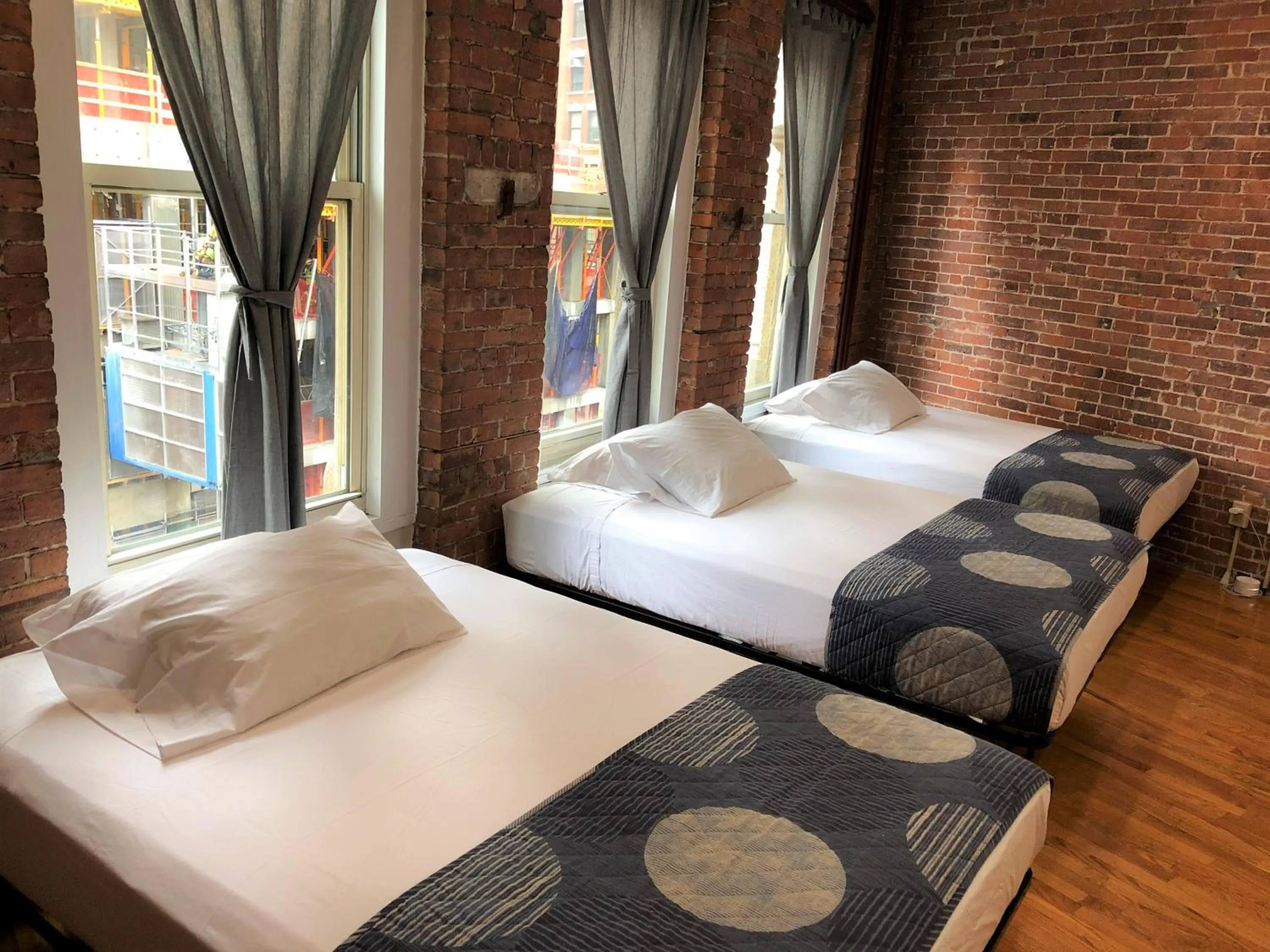 Bed in Studios Midtown Manhattan