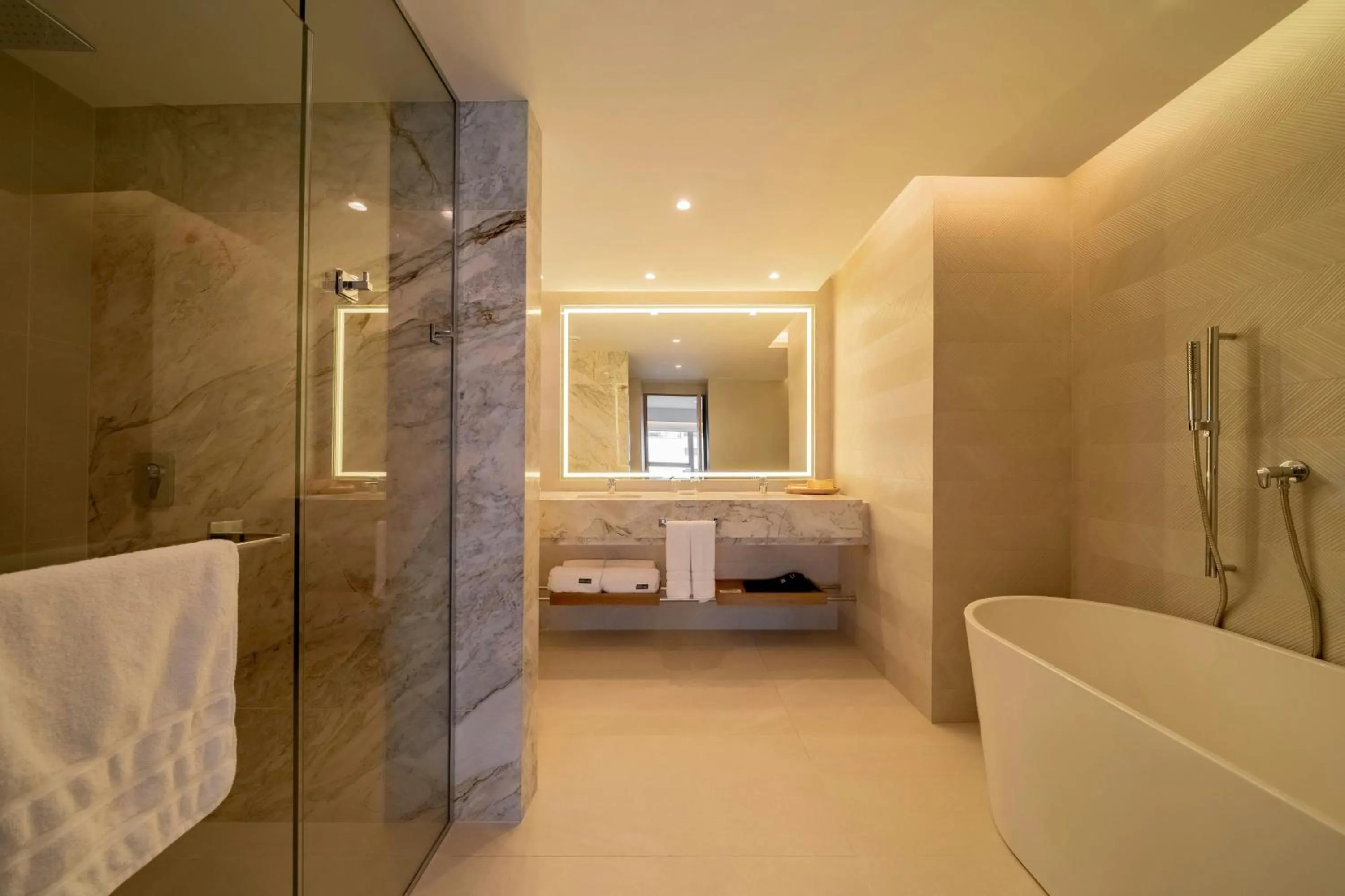 Bathroom, Bed in The Westin Sao Paulo