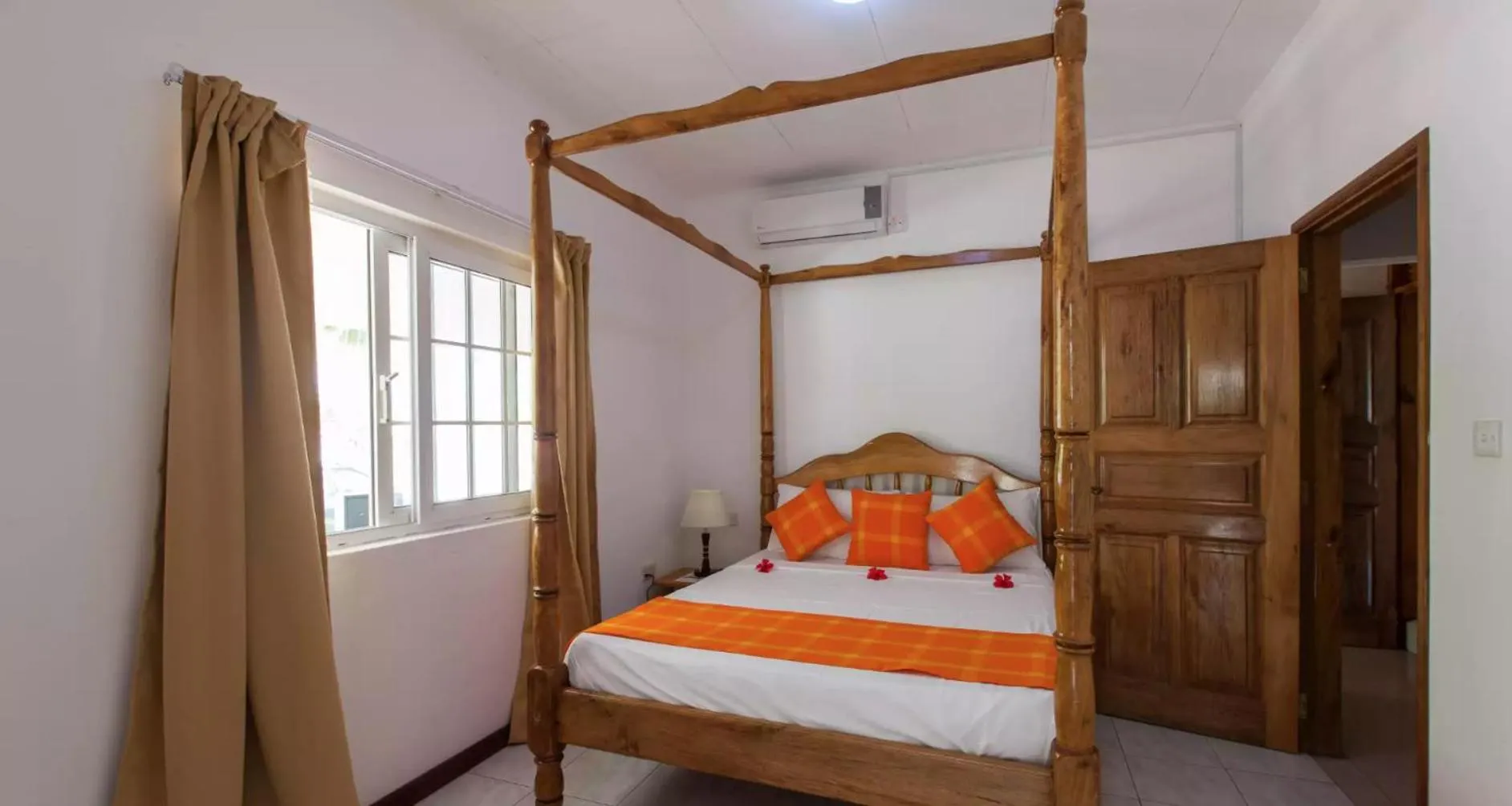 Bed in Villa Confort