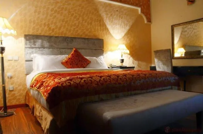 Bed in Sandralia Hotel Limited, Abuja