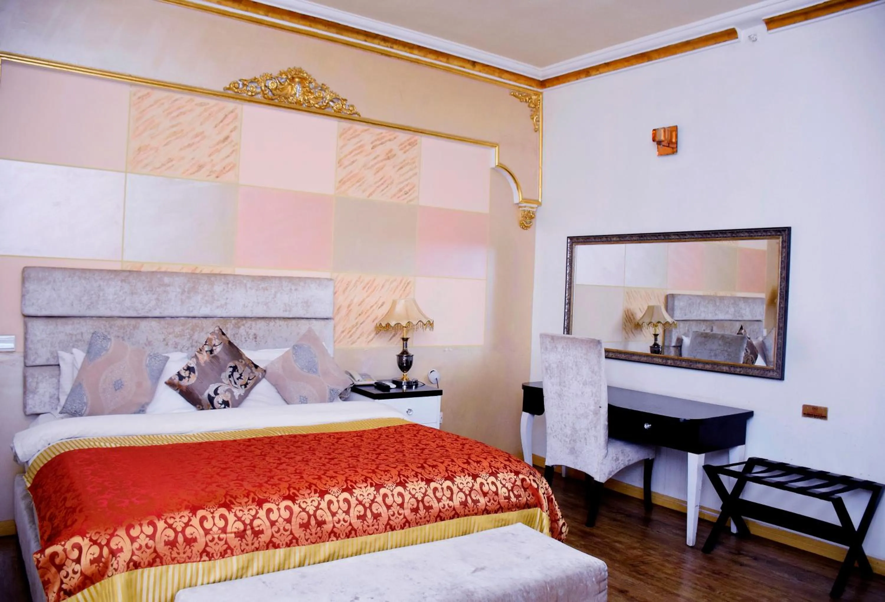 Bed in Sandralia Hotel Limited, Abuja