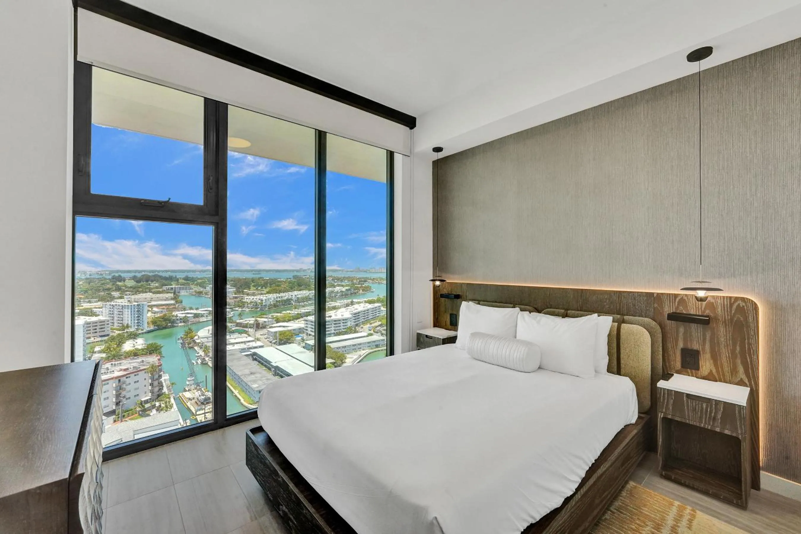 Bedroom, Bed in 72 Park by Nomada Residences