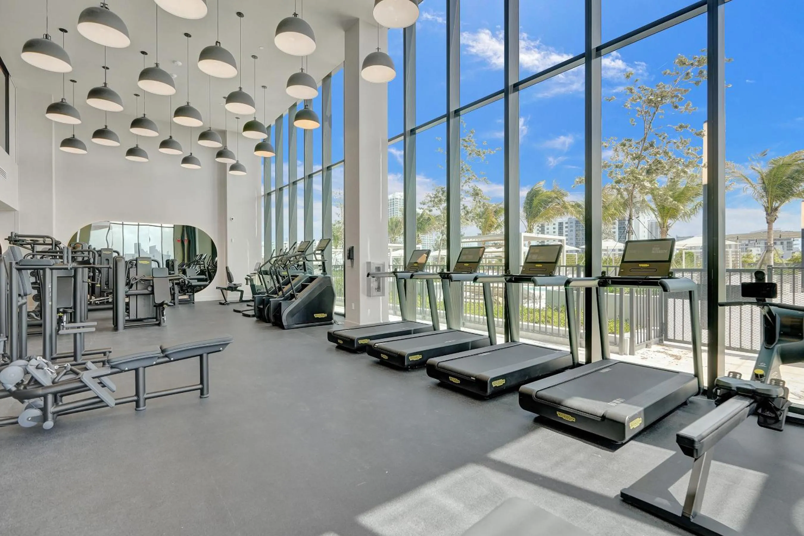 Fitness centre/facilities in 72 Park by Nomada Residences