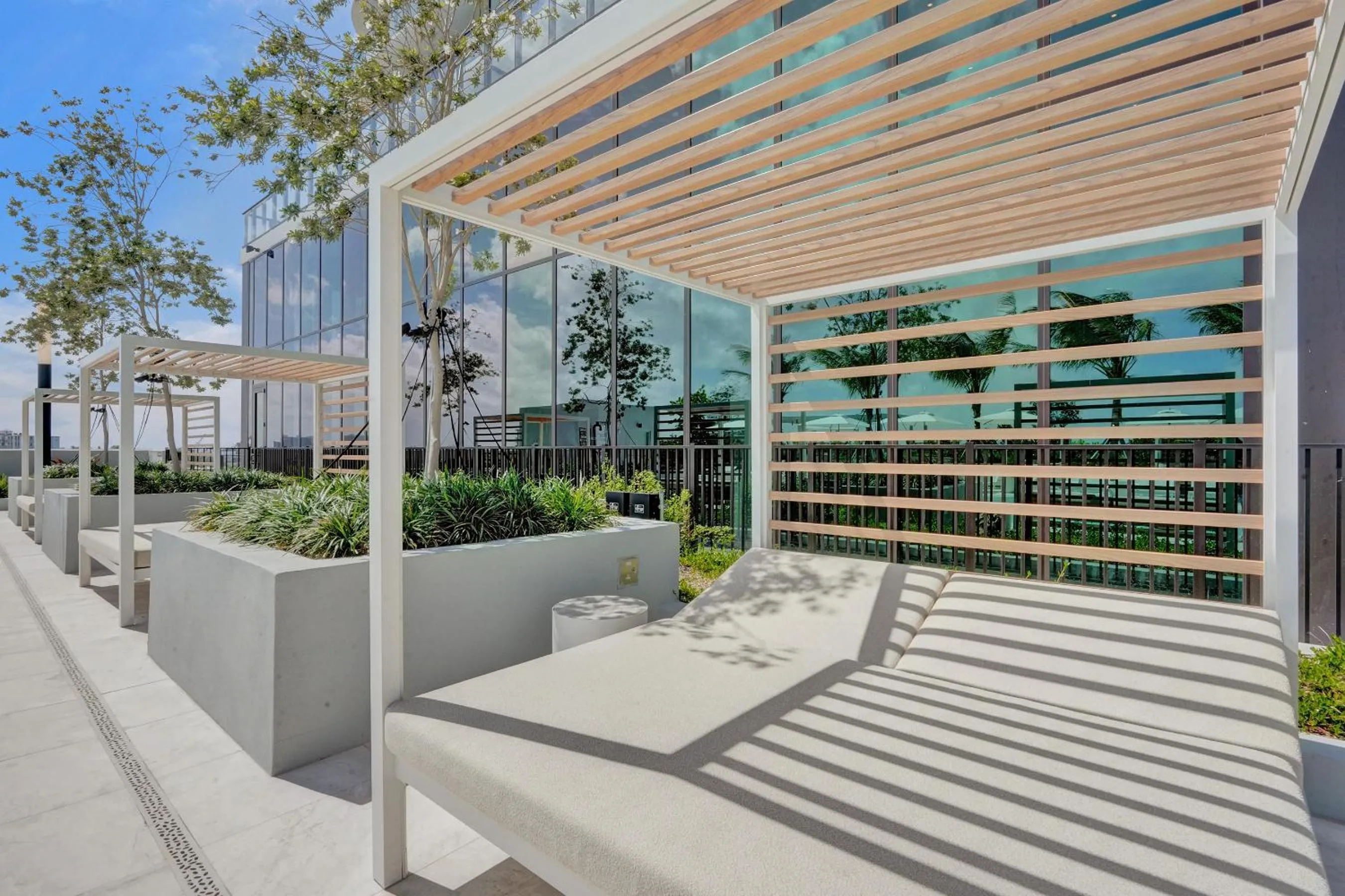 Banquet/Function facilities in 72 Park by Nomada Residences