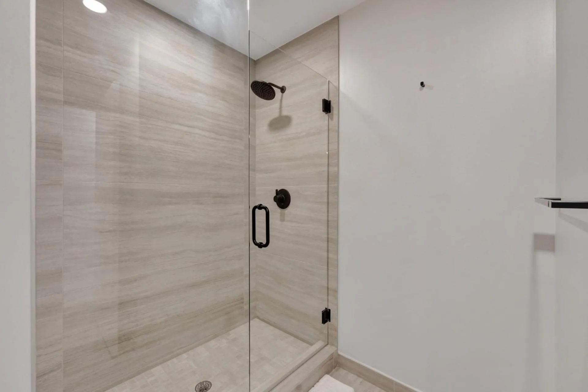 Shower in 72 Park by Nomada Residences