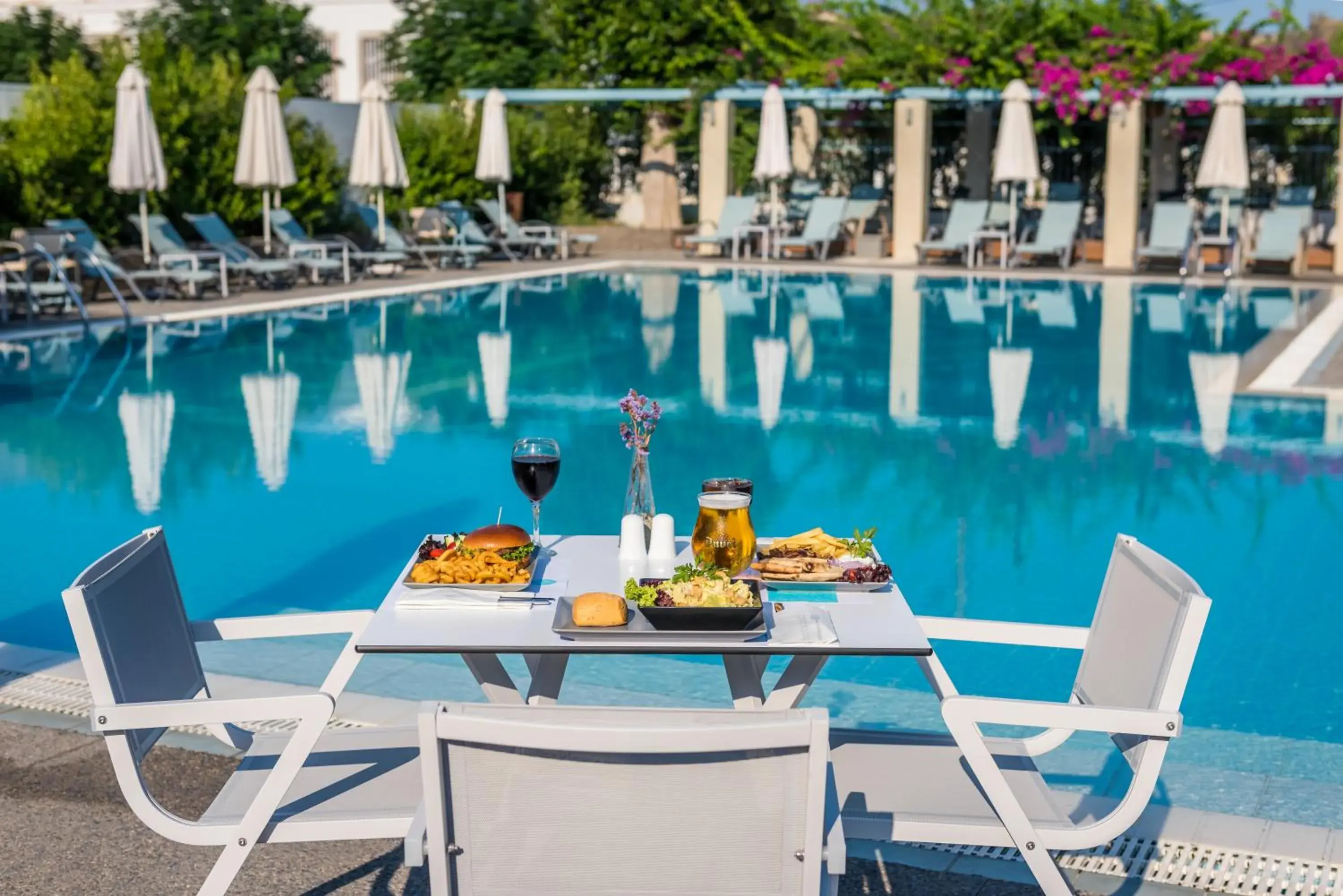 Restaurant/places to eat in Nissia Kamares Restaurant/places to eat in Nissia Kamares