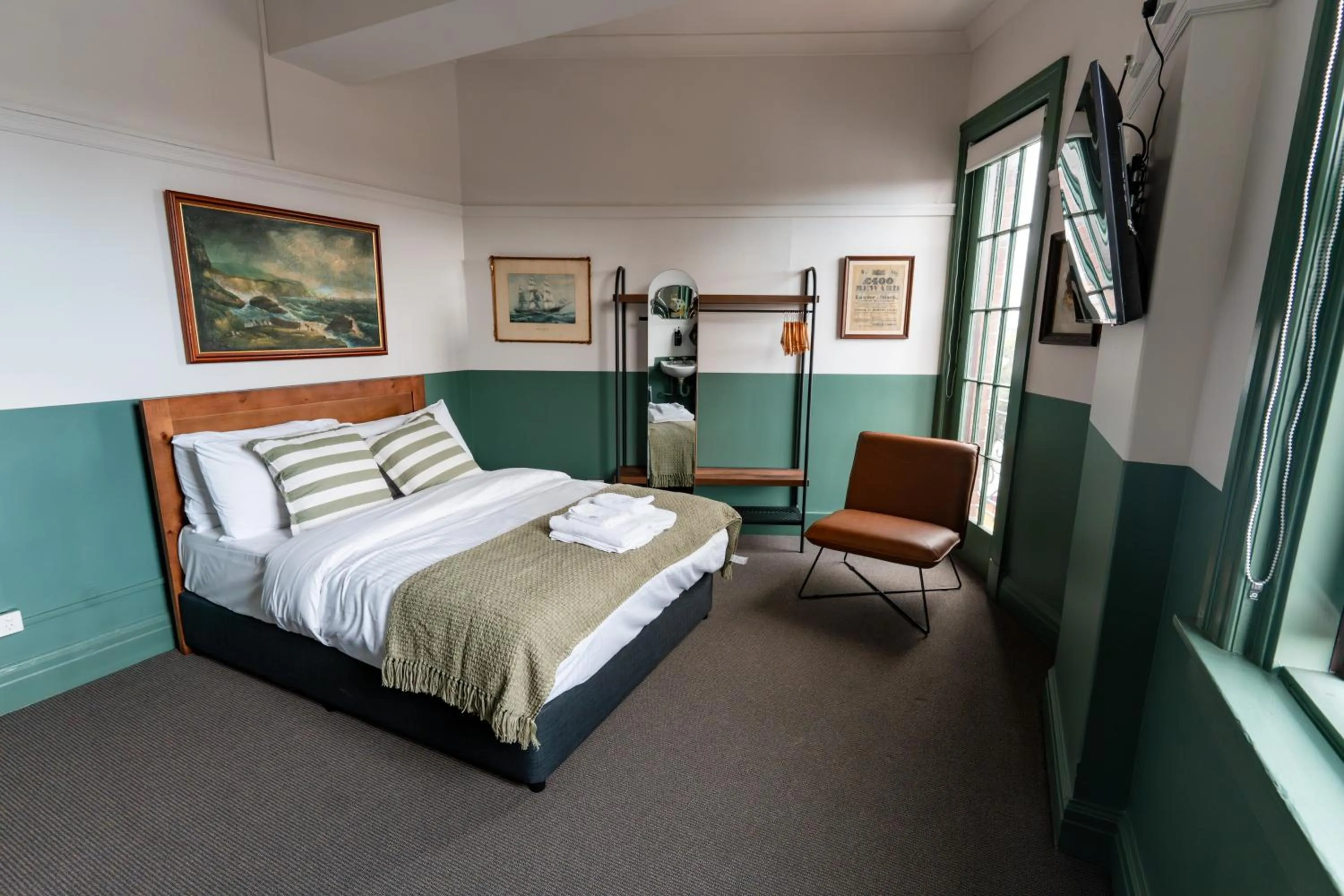 Bed in Courthouse Hotel