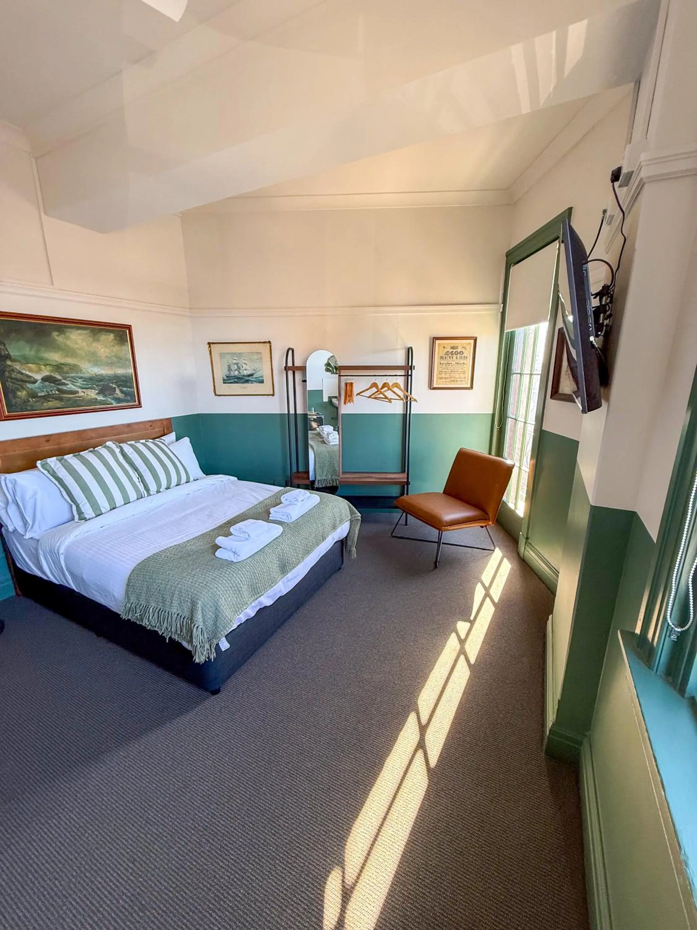 Bed in Courthouse Hotel