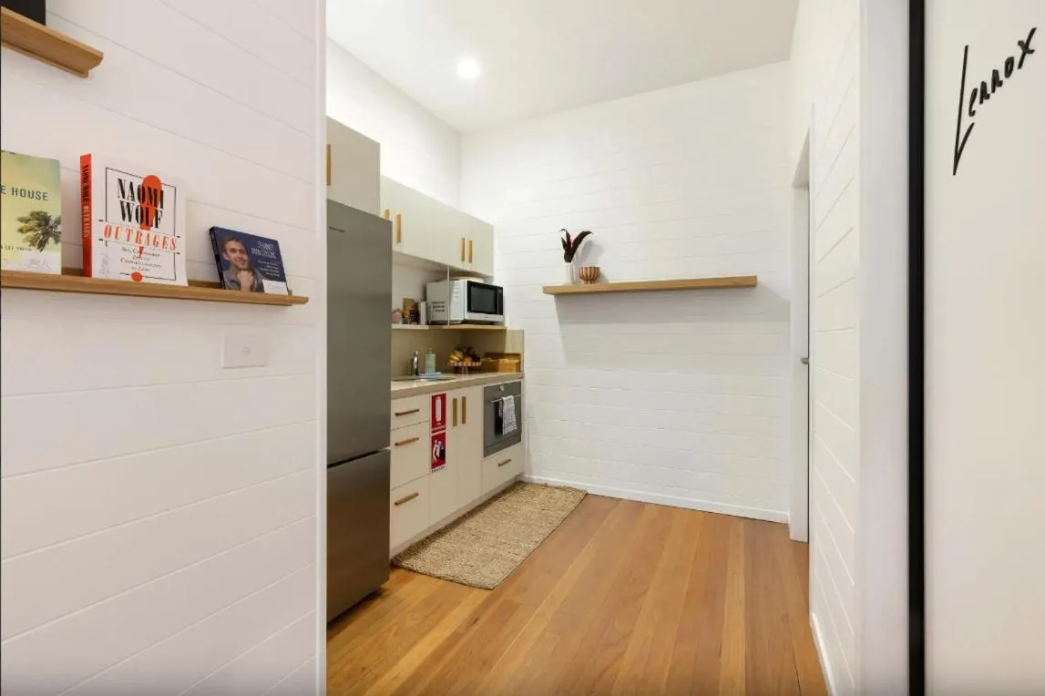 Kitchen or kitchenette in Fletcher Lane Boutique Stay Byron Central