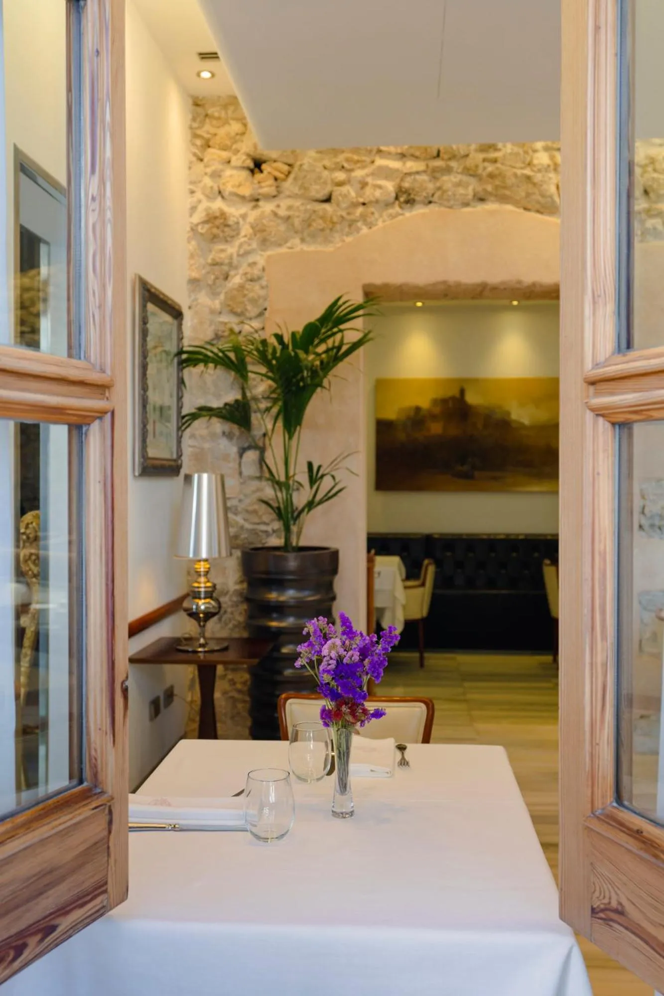 Restaurant/places to eat, Bed in Mirador de Dalt Vila-Relais & Chateaux