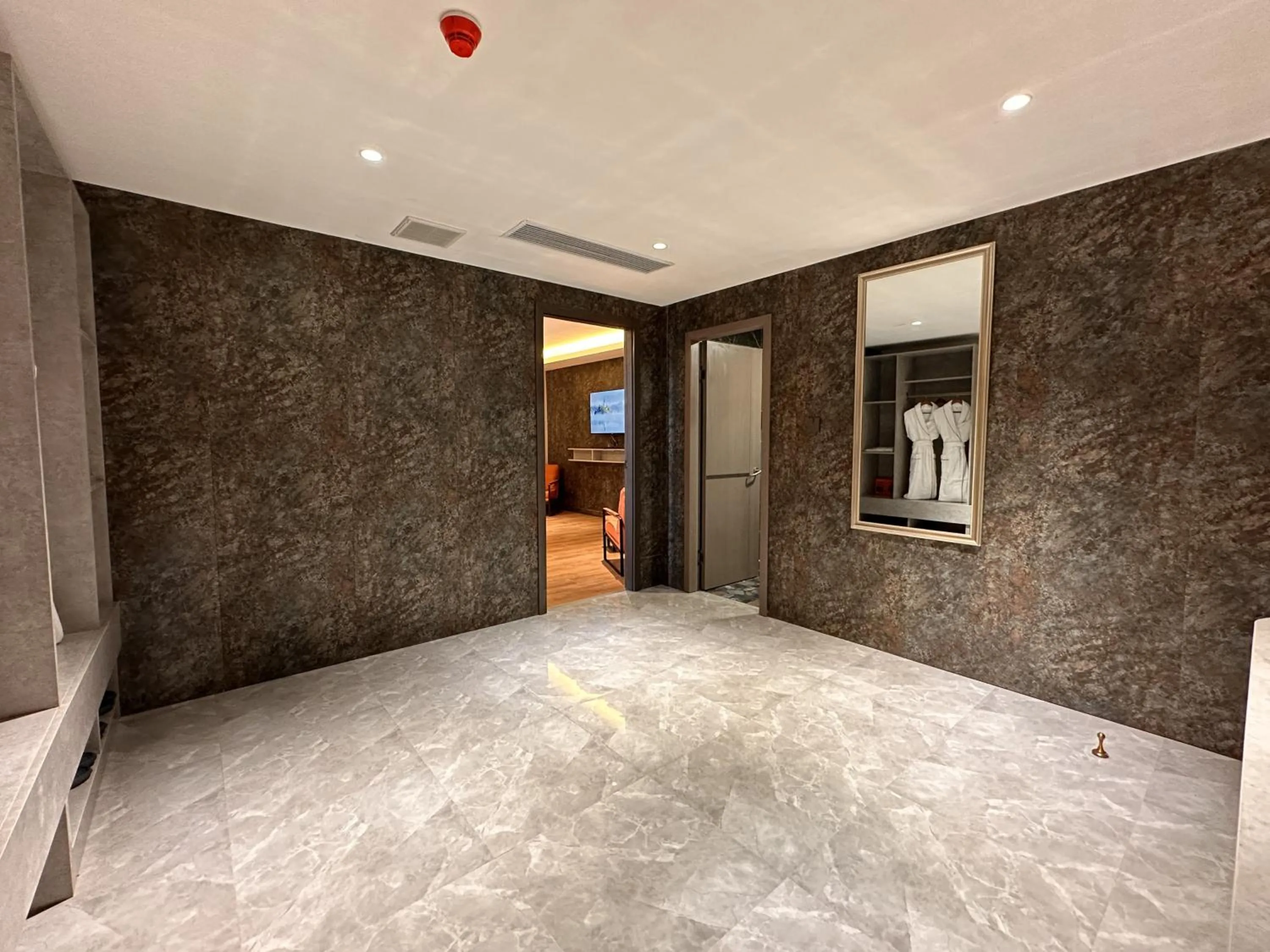 Bojon Hotel Ulaanbaatar - Soyolj Mall