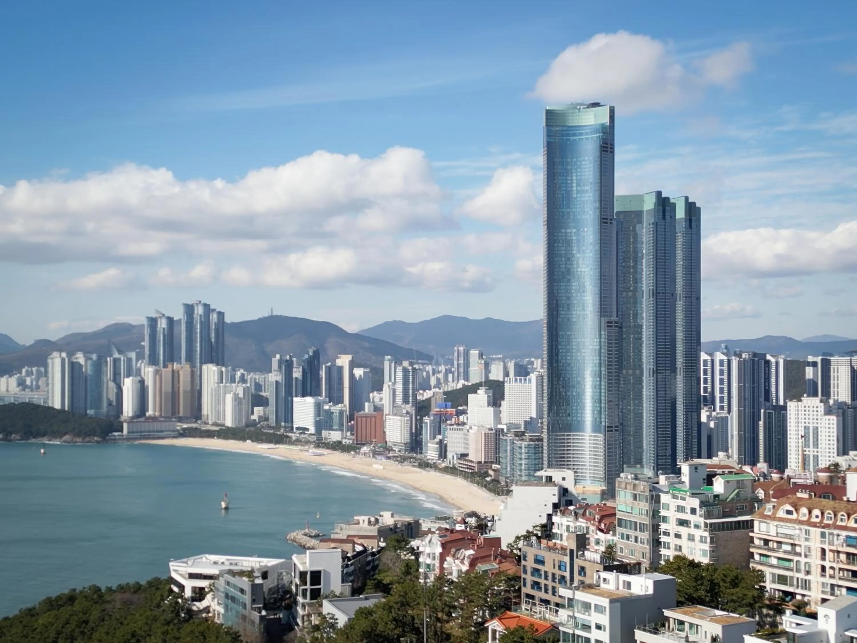 Property building in LCT Residence The Vine Haeundae