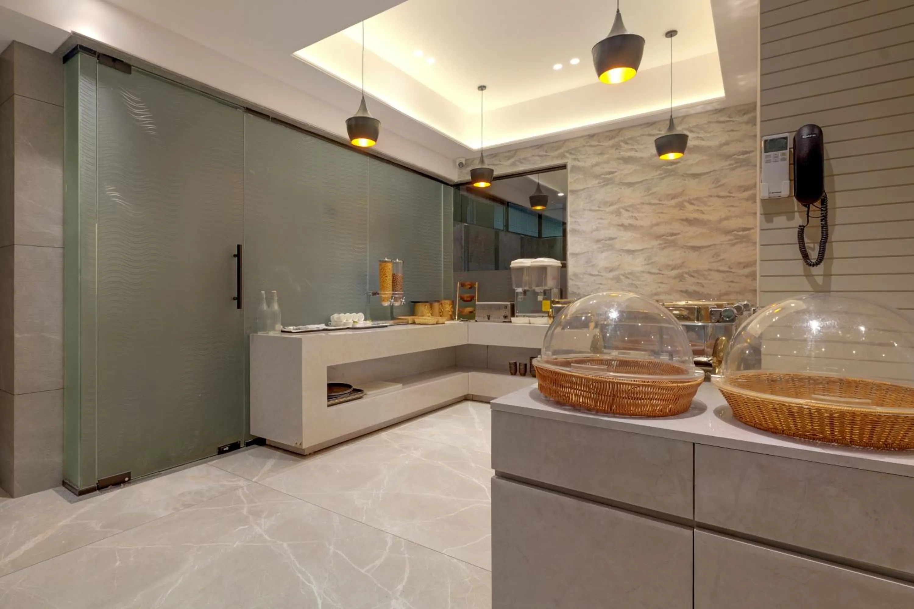 Buffet breakfast in Hotel Flexi Residency Mumbai International Airport