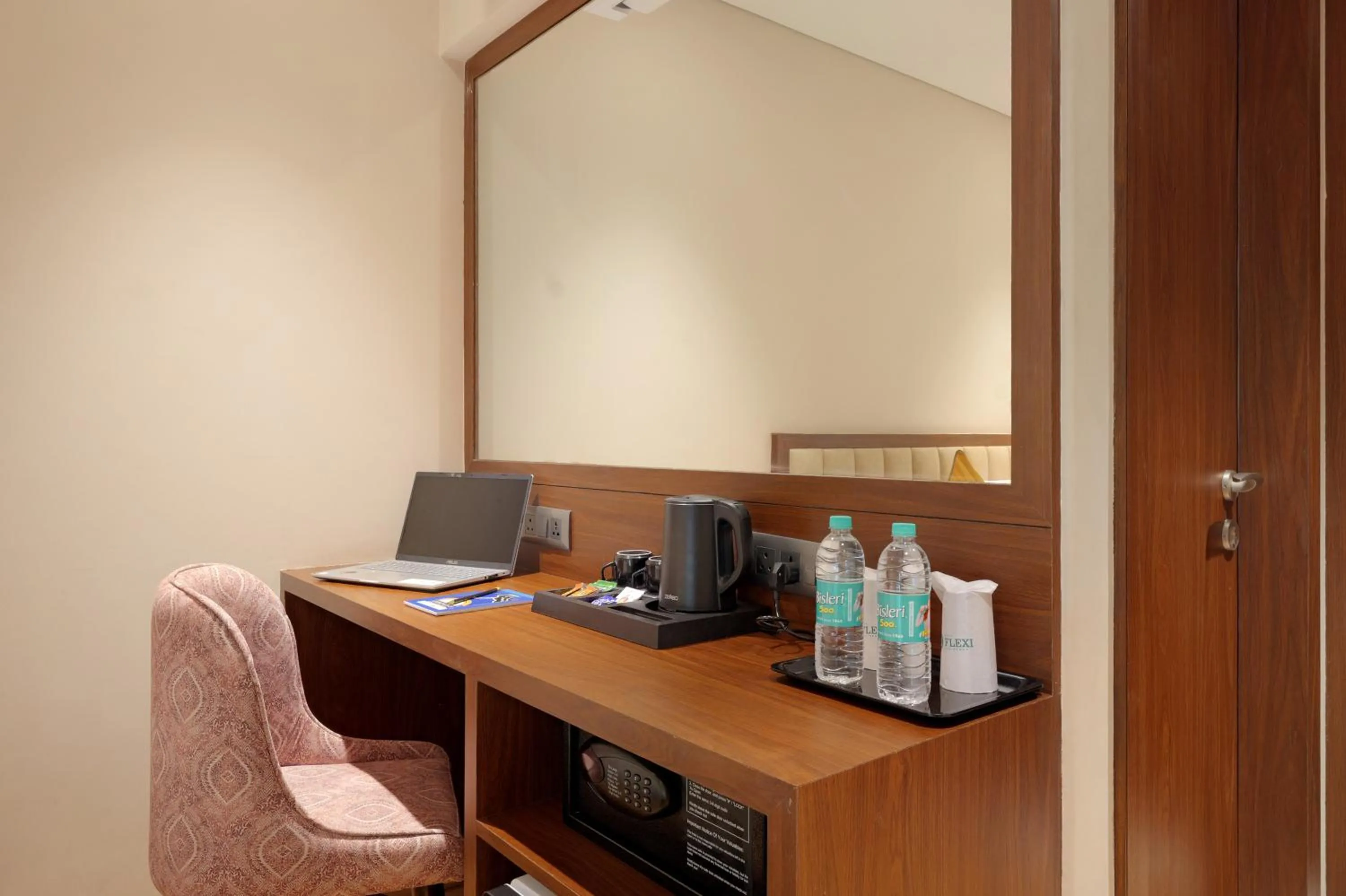 TV and multimedia in Hotel Flexi Residency Mumbai International Airport
