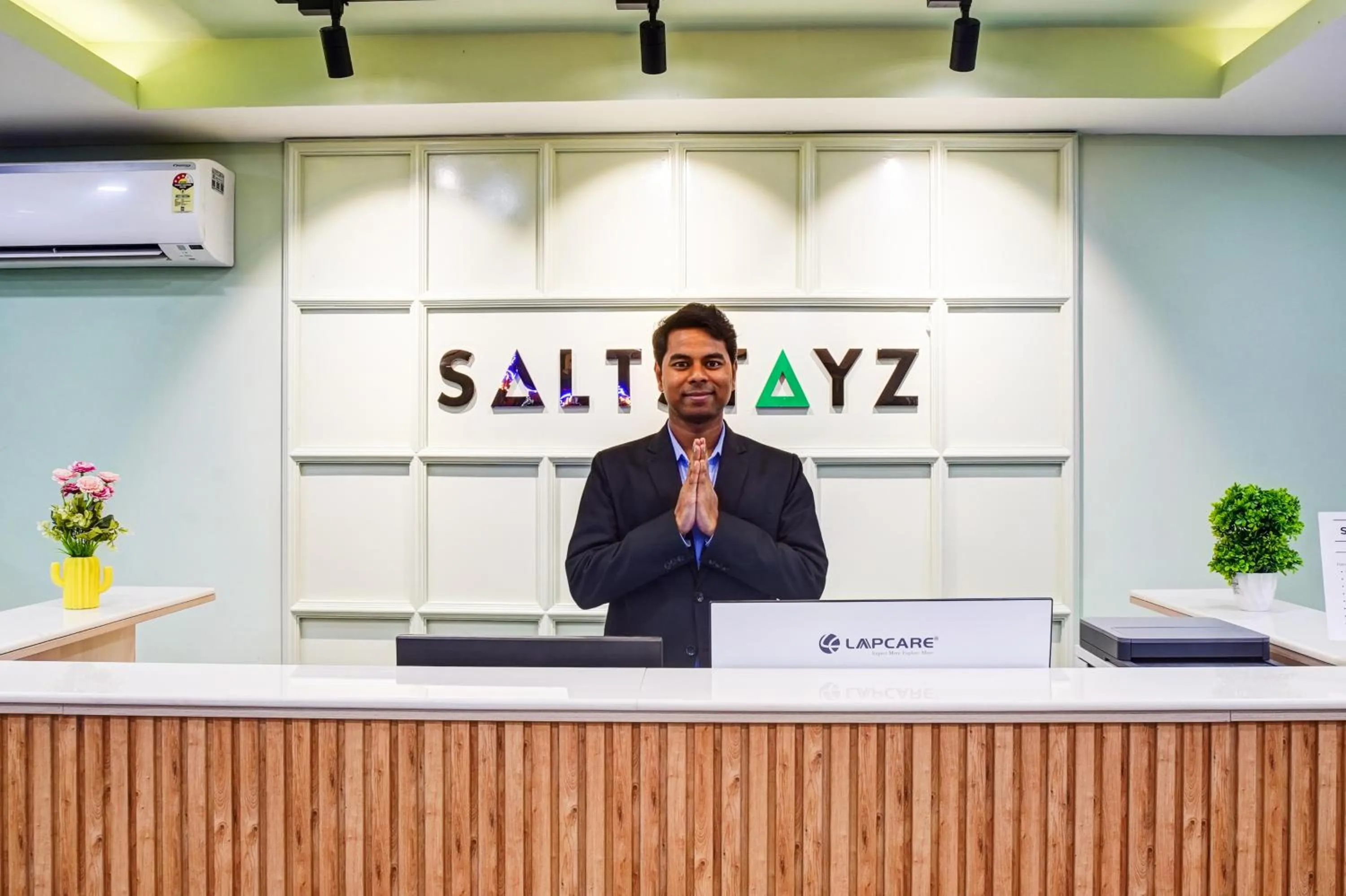 People in Saltstayz Premier - Arjun Marg