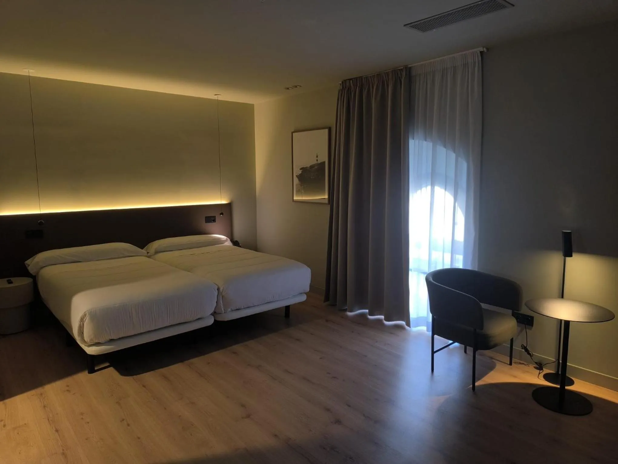 Double Room - single occupancy - Disability Access in U-Hotel Aduana Ribadeo