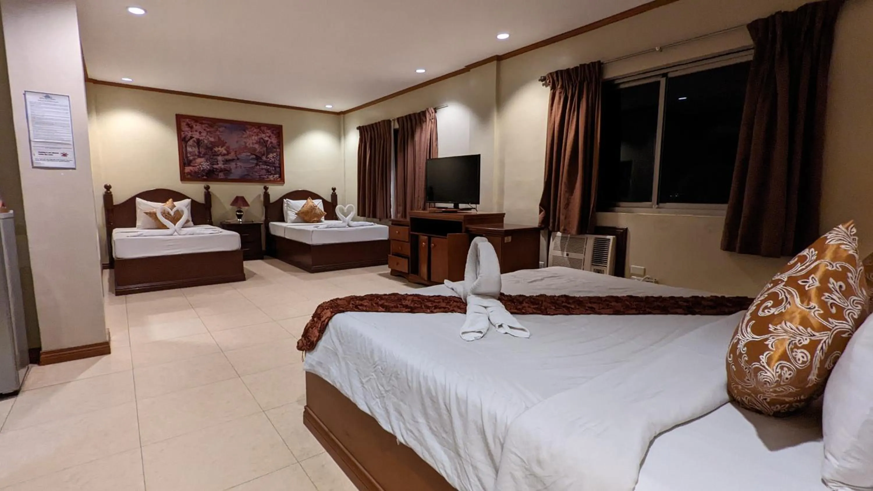 Bed in Subic Waterfront View Resort