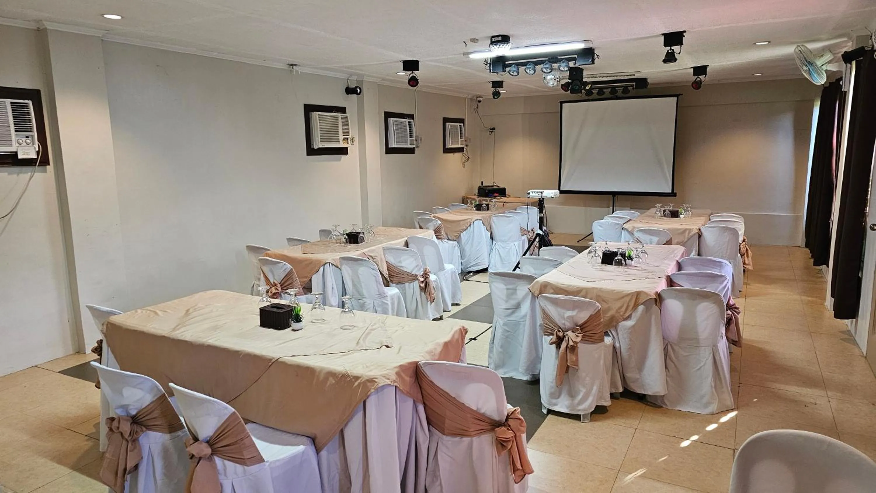 Property building in Subic Waterfront View Resort