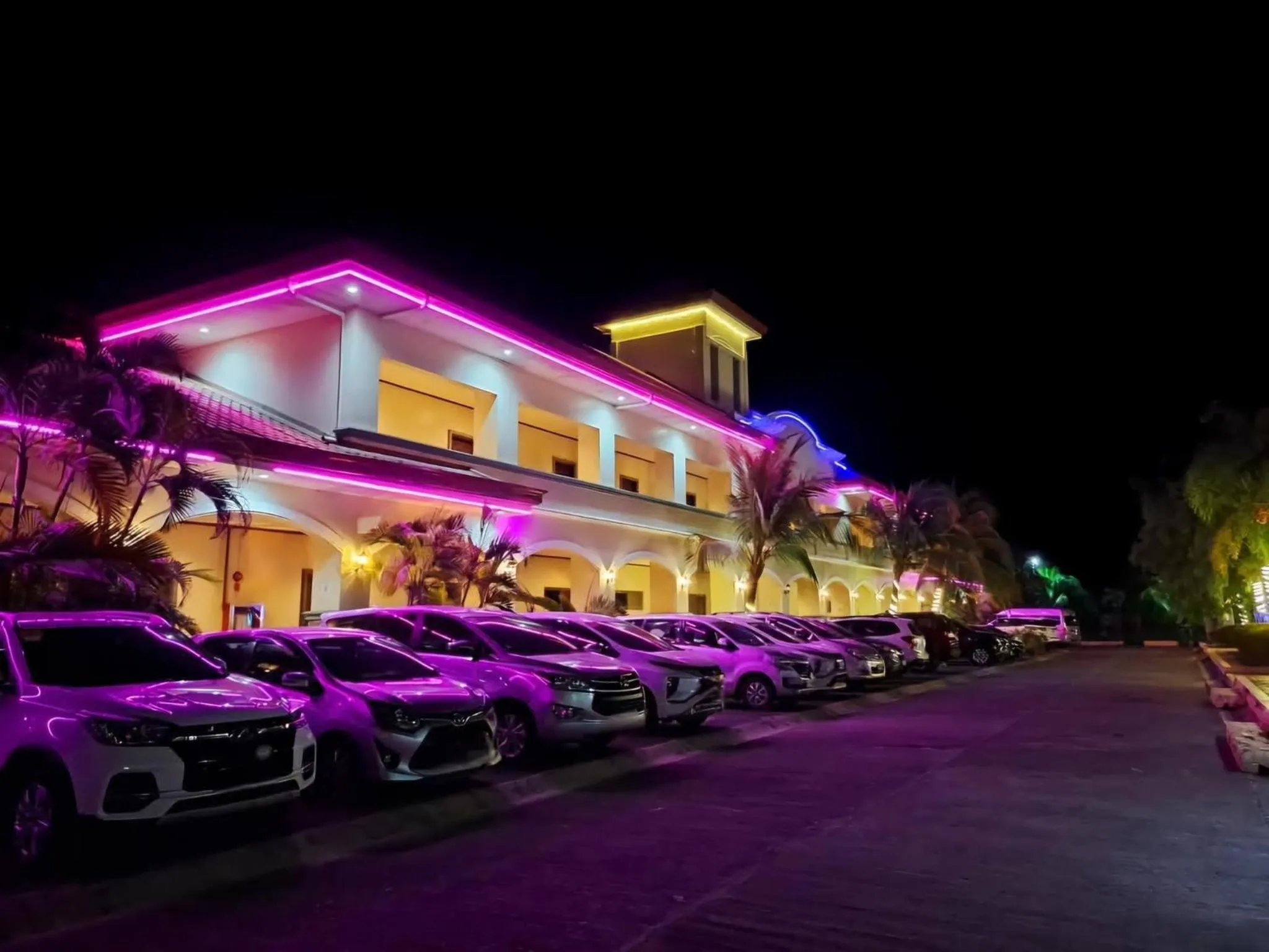 Property building in Subic Waterfront View Resort