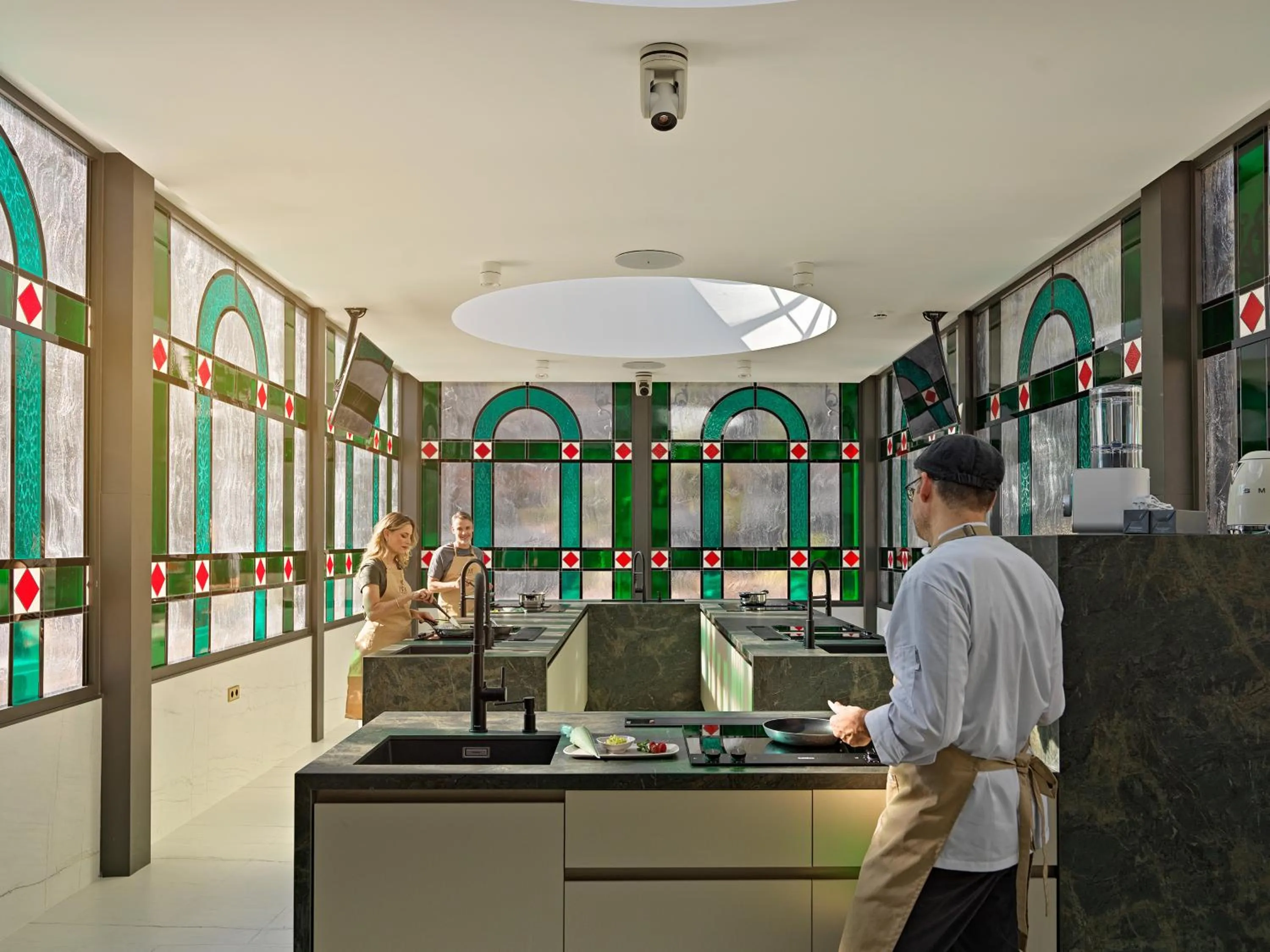 Kitchen or kitchenette in ZEM Wellness Clinic Altea - 5 Stars Grand Luxury