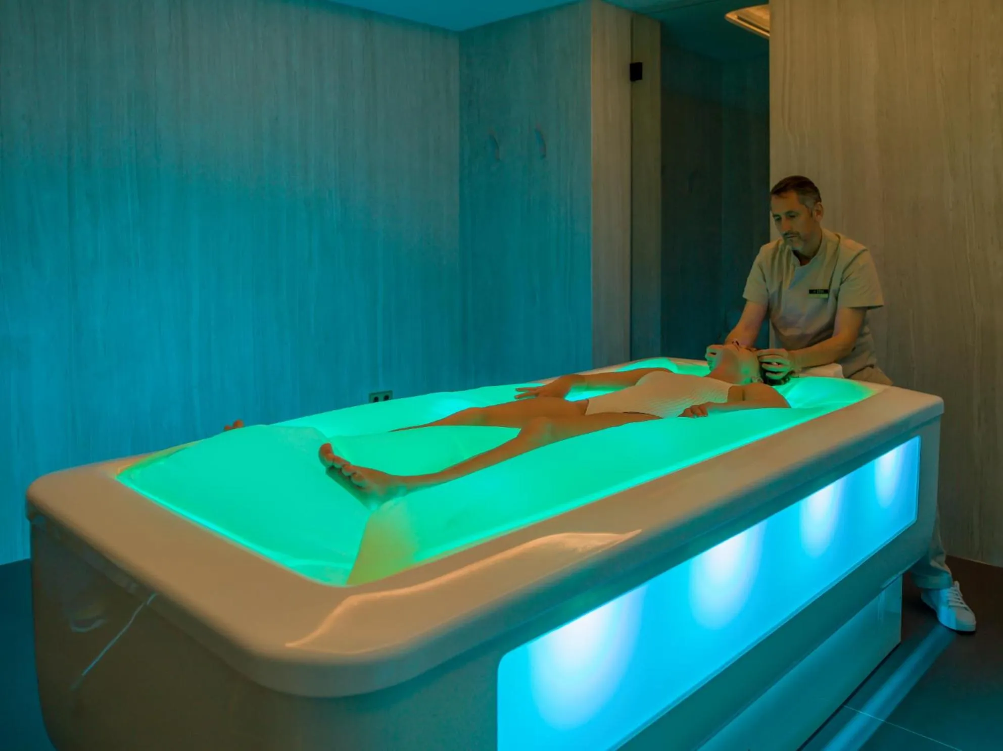 Massage in ZEM Wellness Clinic Altea - 5 Stars Grand Luxury