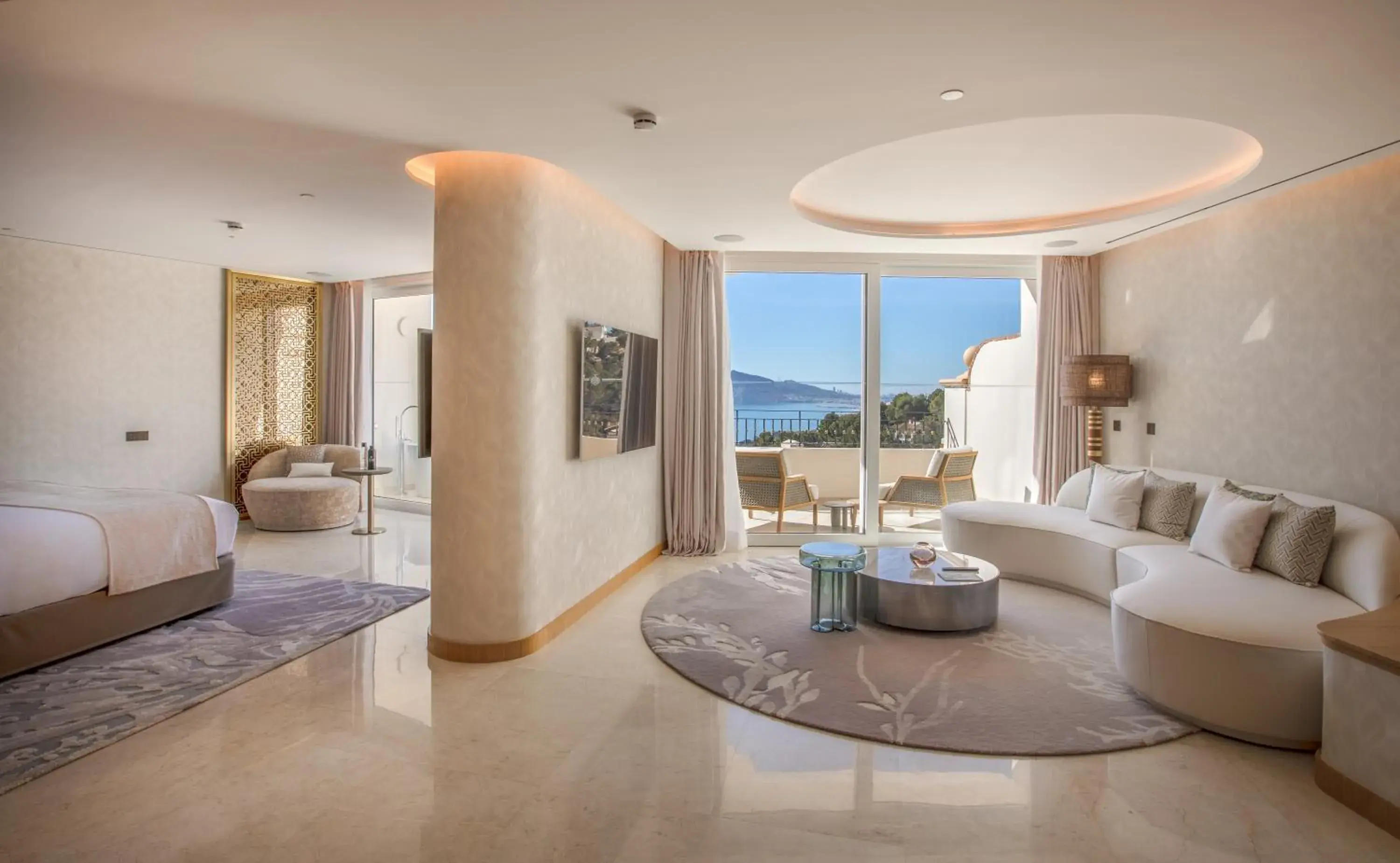 King Suite with Balcony - single occupancy in ZEM Wellness Clinic Altea - 5 Stars Grand Luxury King Suite with Balcony - single occupancy in ZEM Wellness Clinic Altea - 5 Stars Grand Luxury