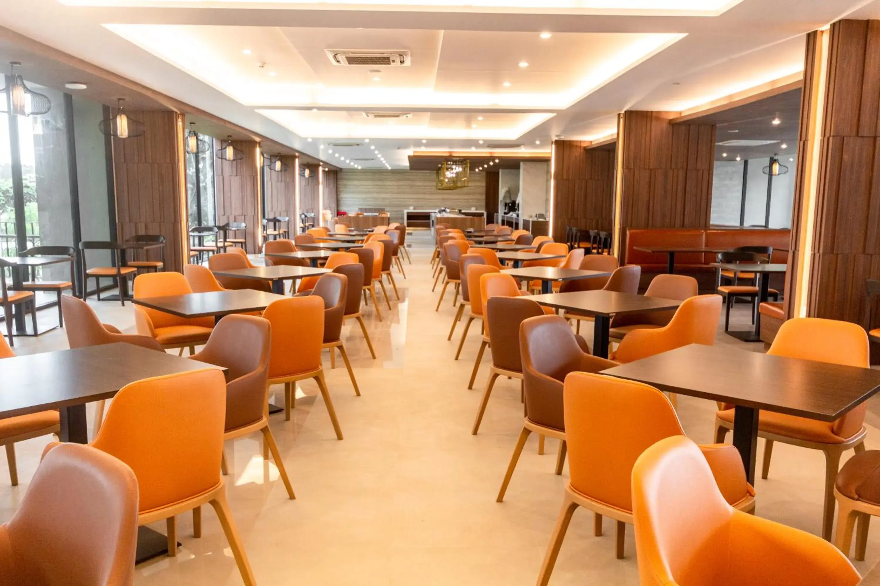 Restaurant/places to eat in The Grand Chaiyapruek Nimman Chiangmai Restaurant/places to eat in The Grand Chaiyapruek Nimman Chiangmai